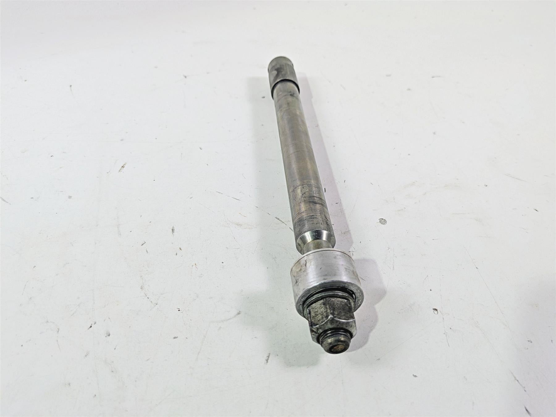 2016 Harley FXDWG Dyna Wide Glide Front Axle Wheel Spindle - 25mm 41547-07A {{ shop.shopifyCountryName }} - Mototech271