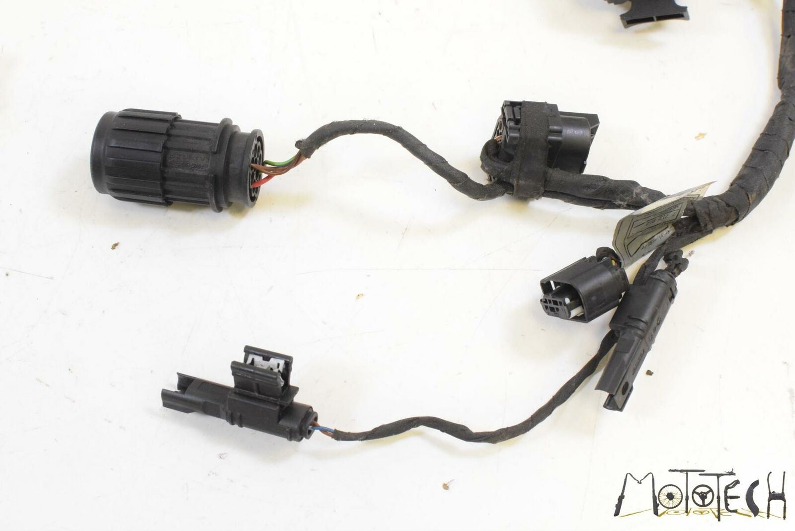 2009 BMW K1300 K1300S K40 Central Chassis Electronics 61357720223 {{ shop.shopifyCountryName }} - Mototech271