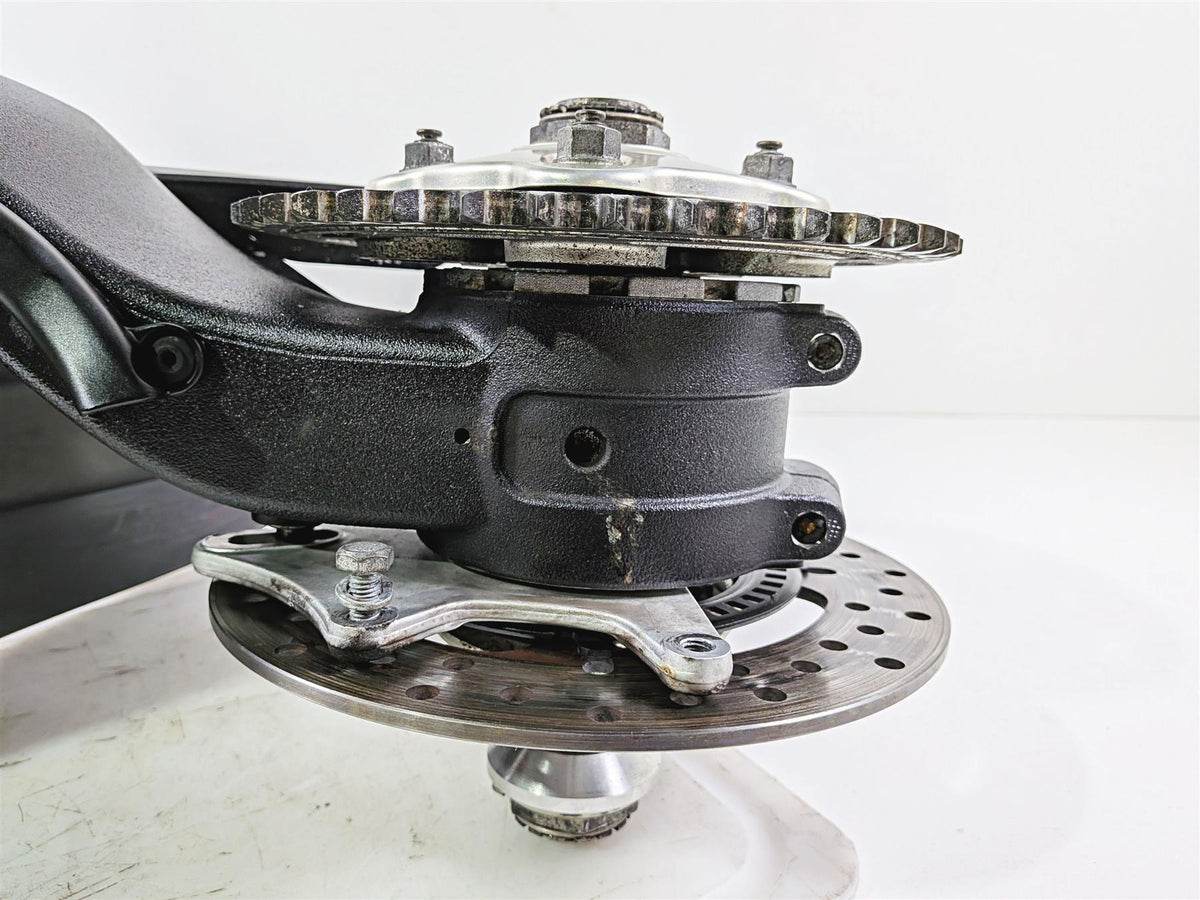 2016 Ducati Hypermotard 939 SP Straight Rear Swingarm & Axle 37010911B 81920382C-Mototech271