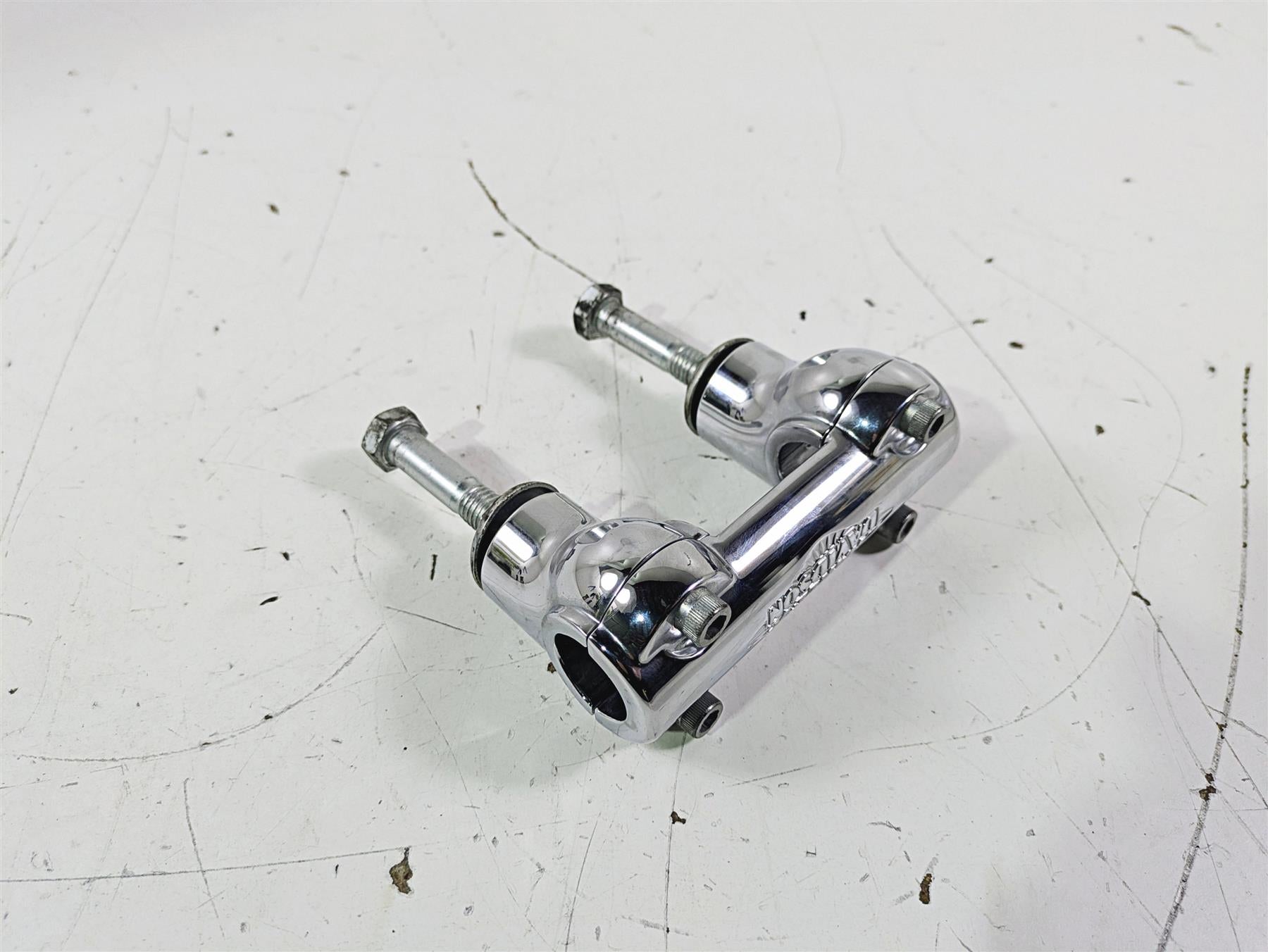 2016 Harley FLSTC Softail Heritage Handlebar Chrome Riser Set 55984-07 {{ shop.shopifyCountryName }} - Mototech271