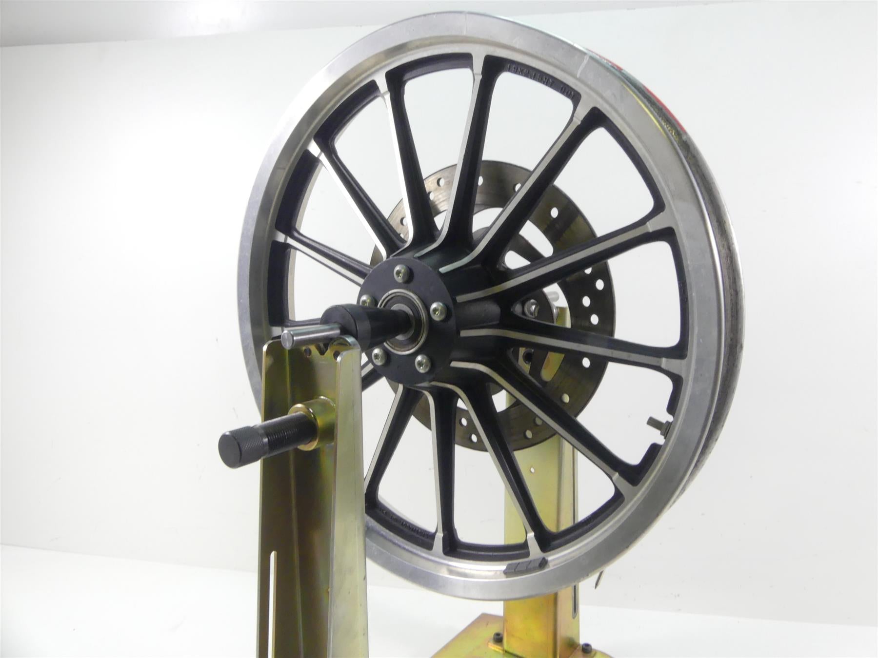 2001 Harley Davidson XL1200 Sportster Front Wheel Rim 19x2.15 - Read 43594-00 {{ shop.shopifyCountryName }} - Mototech271