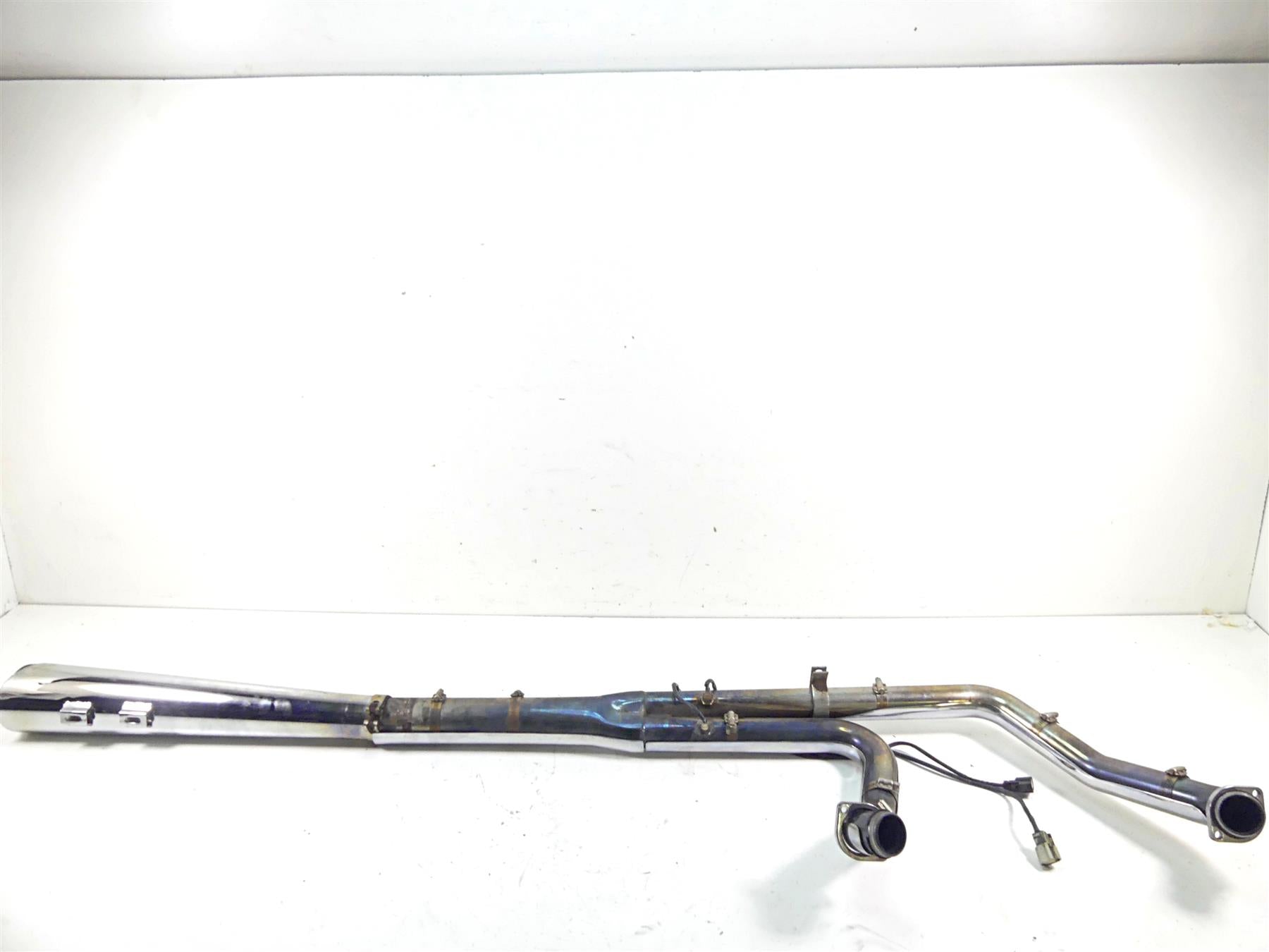 2011 Harley Touring FLTRX Road Glide SuperTrapp 2-1 Exhaust System 828-71580 {{ shop.shopifyCountryName }} - Mototech271