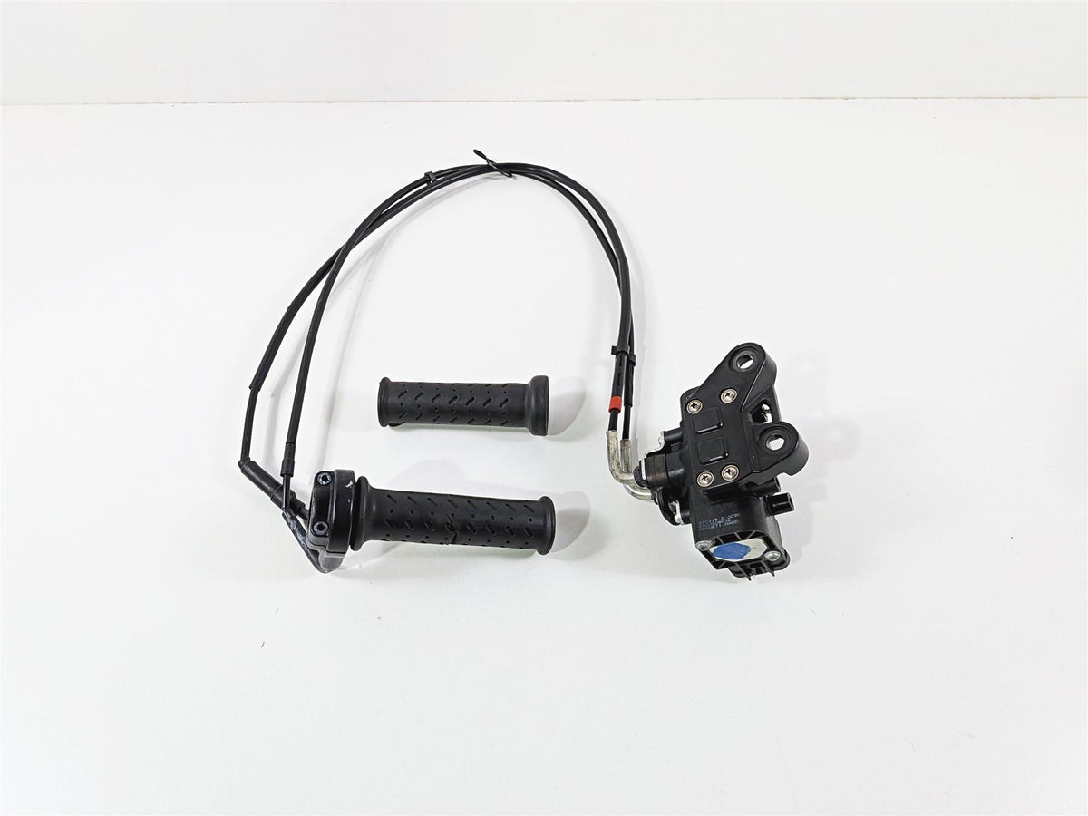 2016 Aprilia RSV 1100 Tuono V4 Factory Accelerator Position Sensor Grip B044414 {{ shop.shopifyCountryName }} - Mototech271