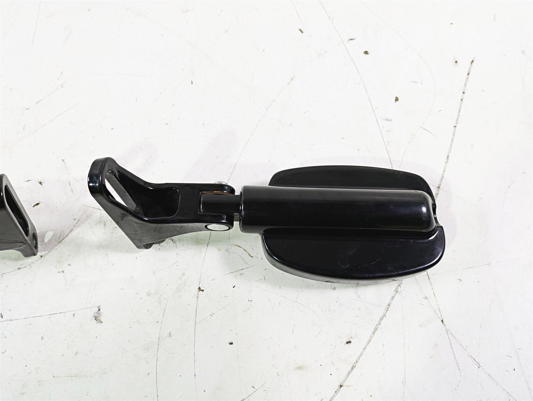 2015 Harley Touring FLHTKL E -Glide Low Rear Passenger Foot Pegs 50500332A {{ shop.shopifyCountryName }} - Mototech271