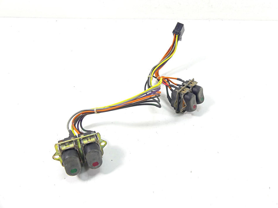 2004 Harley Touring FLHTCUI Electra Glide Auxiliary Switch Set 70271-98 {{ shop.shopifyCountryName }} - Mototech271