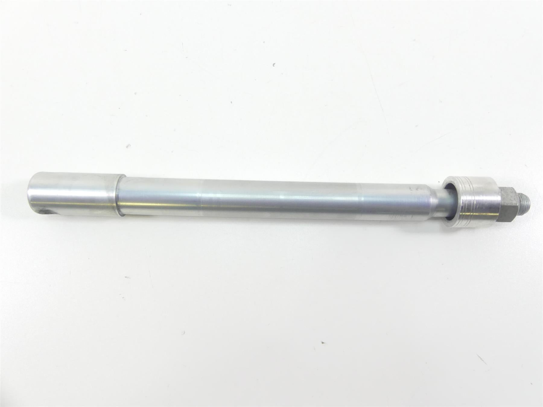 2016 Harley Touring FLHTP Electra Glide Front Wheel Spindle Axle 25mm 41547-07A {{ shop.shopifyCountryName }} - Mototech271