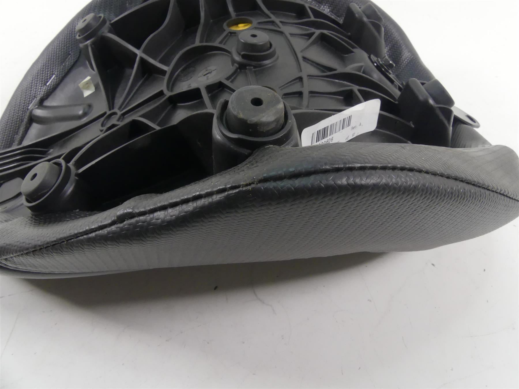2021 Harley Softail FXBBS 114 Street Bob Driver Rider Seat Saddle -Read 52000606 {{ shop.shopifyCountryName }} - Mototech271