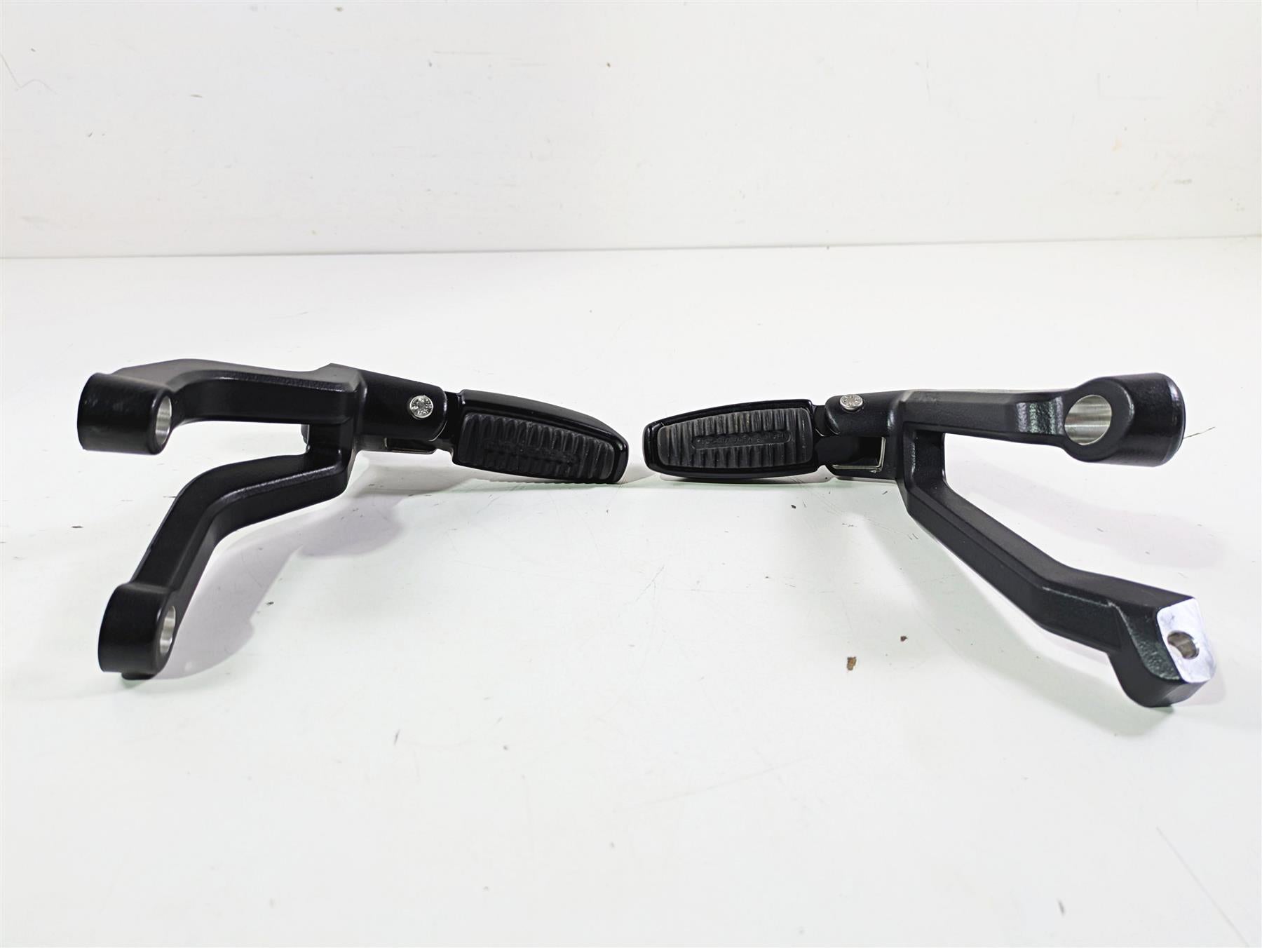 2024 Harley Sportster RH975 S Rear Passenger Foot Peg Rest Set 50502086 50502088 {{ shop.shopifyCountryName }} - Mototech271