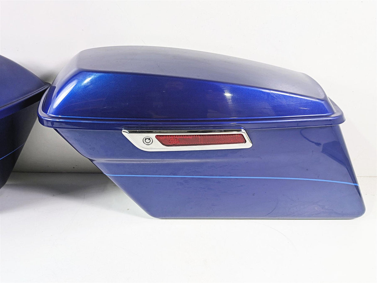 2015 Harley Touring FLHTKL Electra Glide Right Left Saddlebag Set + Key 90200412 {{ shop.shopifyCountryName }} - Mototech271
