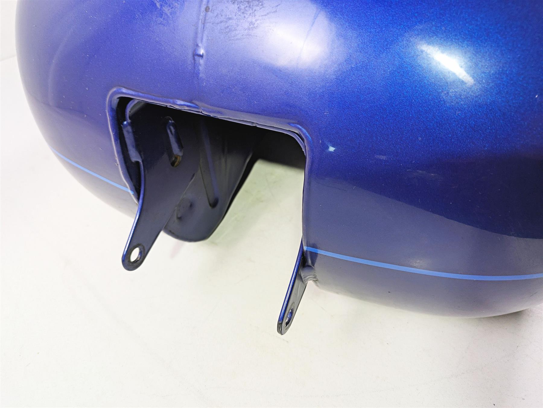 2015 Harley Touring FLHTKL Electra Glide Fuel Gas Petrol Tank - No Dent 61356-08 {{ shop.shopifyCountryName }} - Mototech271
