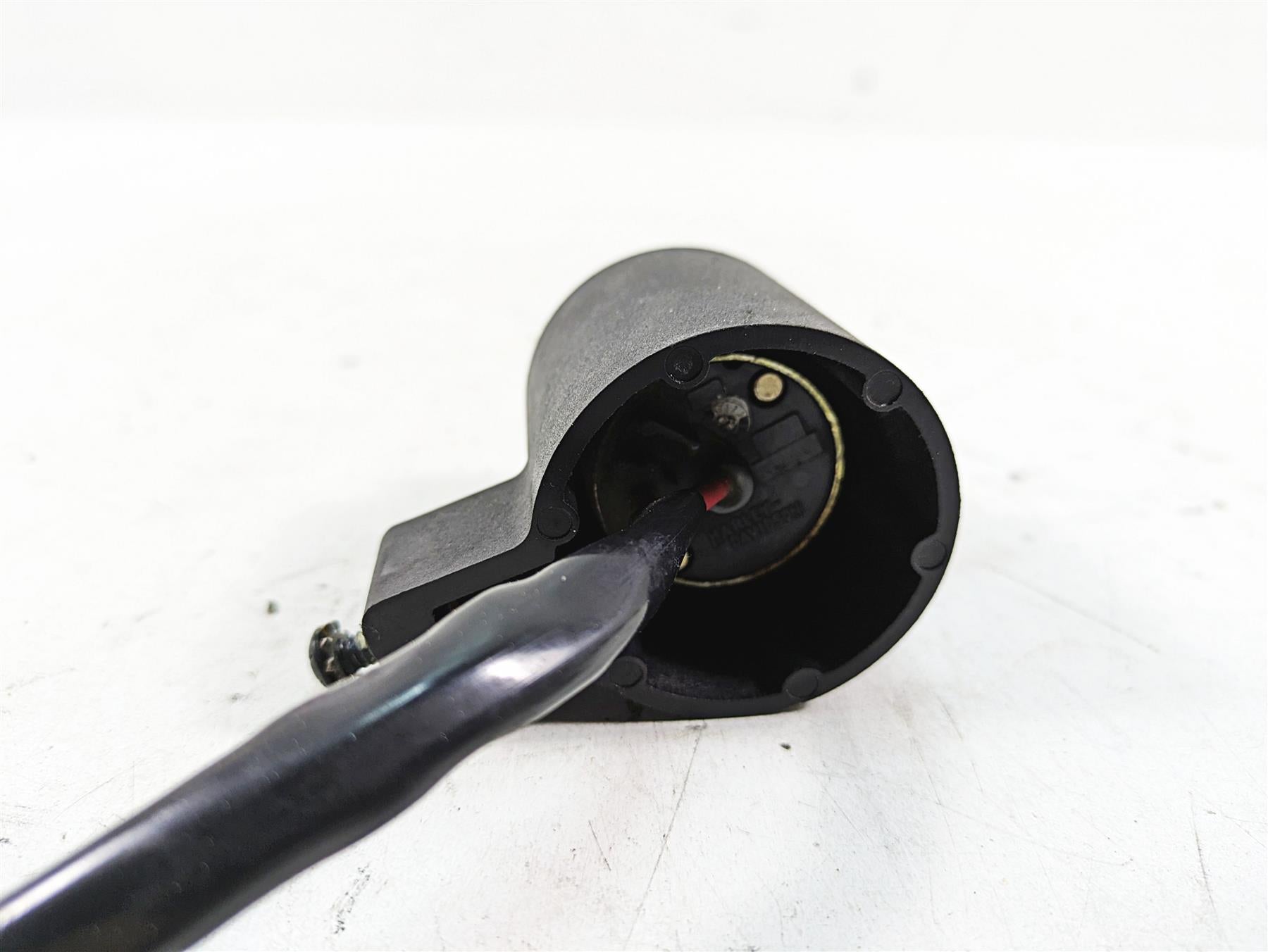 2007 Harley Sportster XL1200 C Ignition Switch + Key 71441-94 {{ shop.shopifyCountryName }} - Mototech271