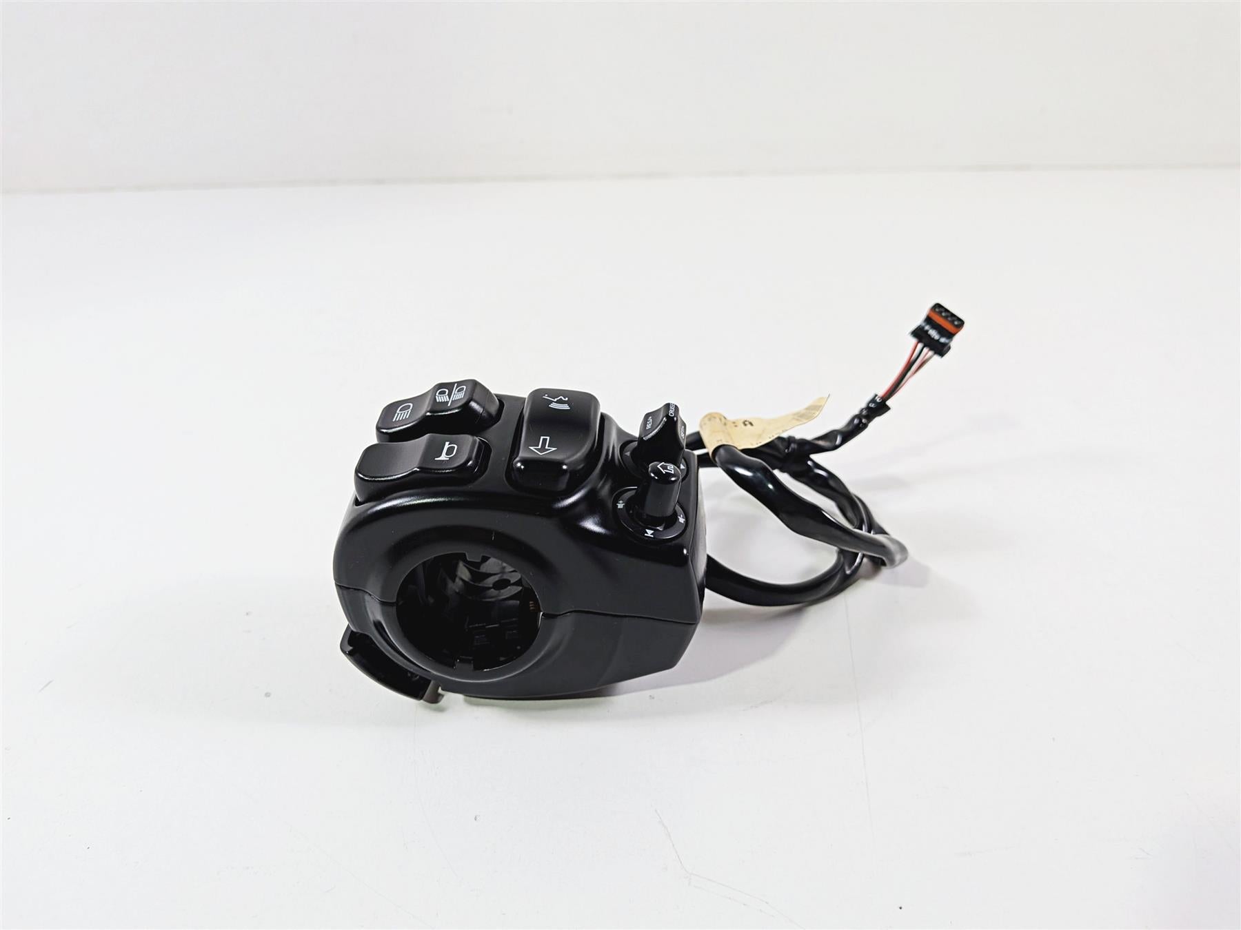 2018 Harley Touring FLHTCU Electra Glide Left Hand Control Switch Cruise 69200178-Mototech271