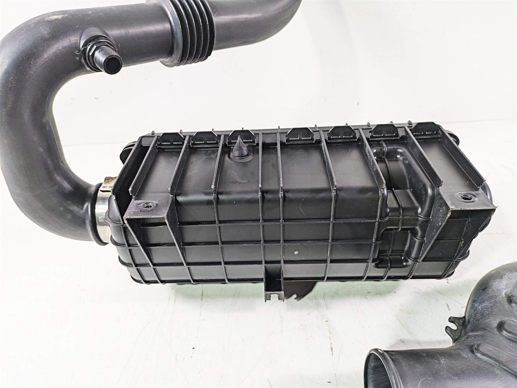 2020 Polaris General 1000 EPS Air Cleaner Filter Tube Set 5451098 {{ shop.shopifyCountryName }} - Mototech271