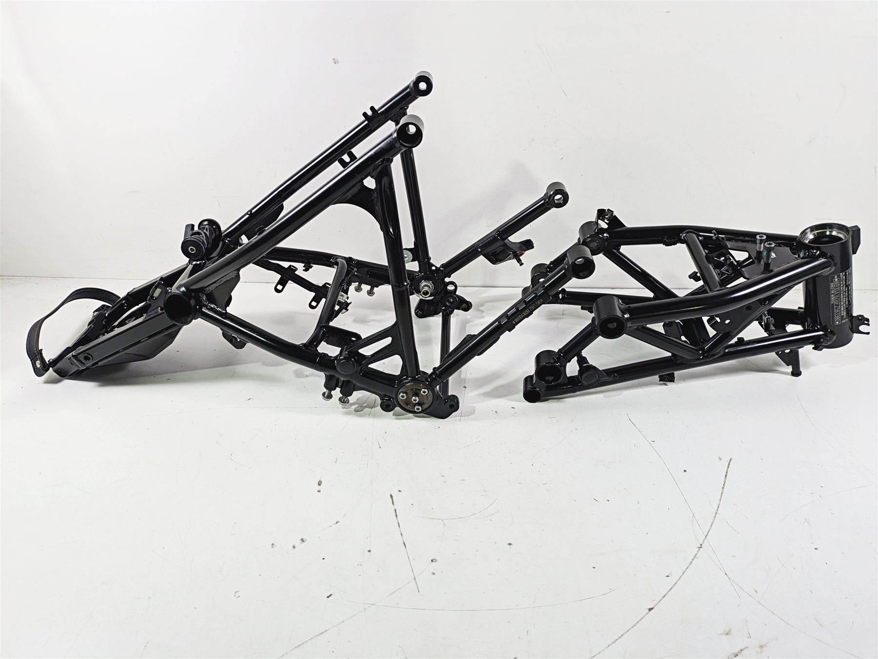 2015 BMW R nineT K21 Front And Rear Chassis Frame Set With Salvage Texas Title 46518536133