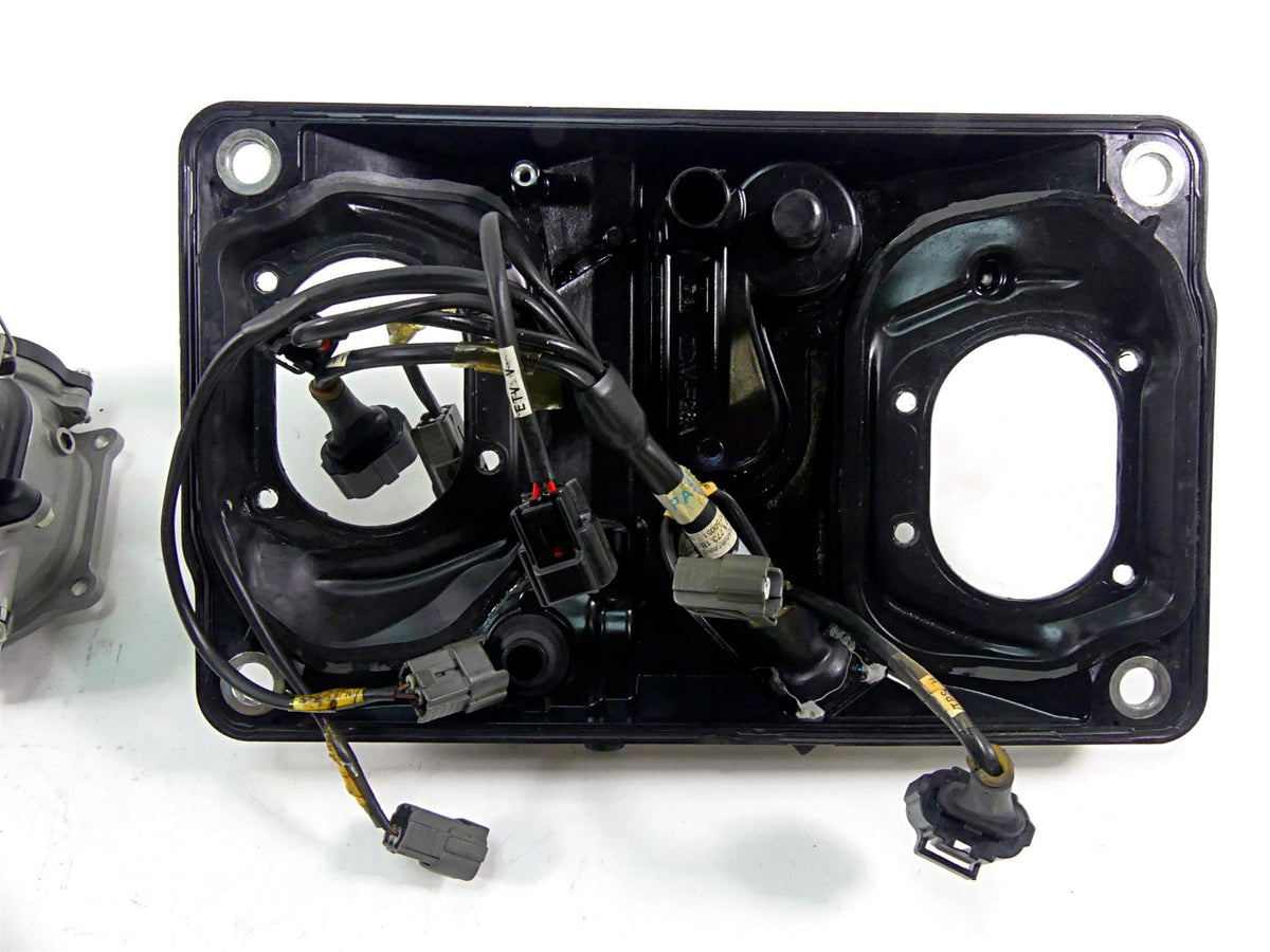 2012 Ducati Panigale 1199S Mikuni Throttle Body Set & Air Box Cover 28240892A {{ shop.shopifyCountryName }} - Mototech271