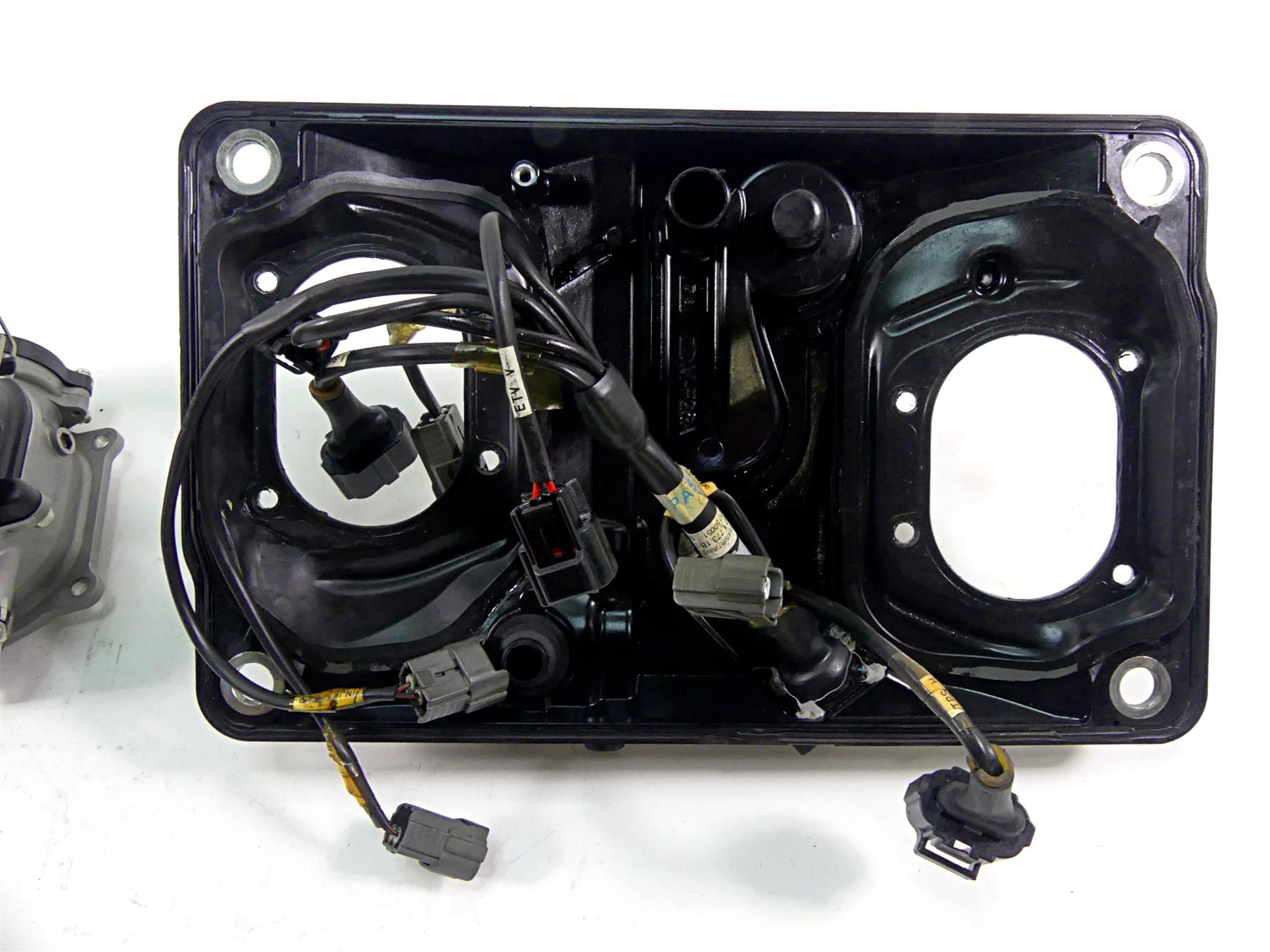 2012 Ducati Panigale 1199S Mikuni Throttle Body Set & Air Box Cover 28240892A {{ shop.shopifyCountryName }} - Mototech271