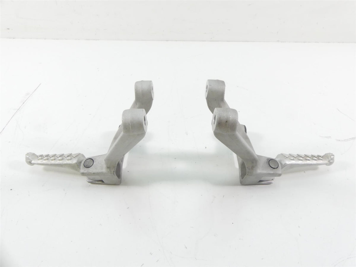 2004 Aprilia RSV 2 1000R Mille Rear Passenger Footpeg Set AP8134786 AP8134830 {{ shop.shopifyCountryName }} - Mototech271