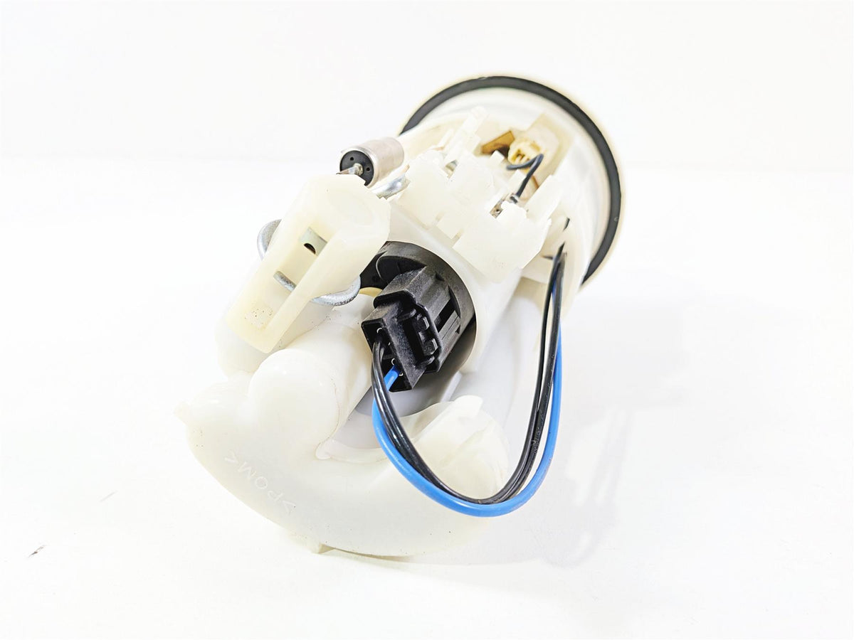 2008 Yamaha YZF R1 RN19 Fuel Gas Petrol Pump & Sending Unit 4C8-13907-00-00 {{ shop.shopifyCountryName }} - Mototech271