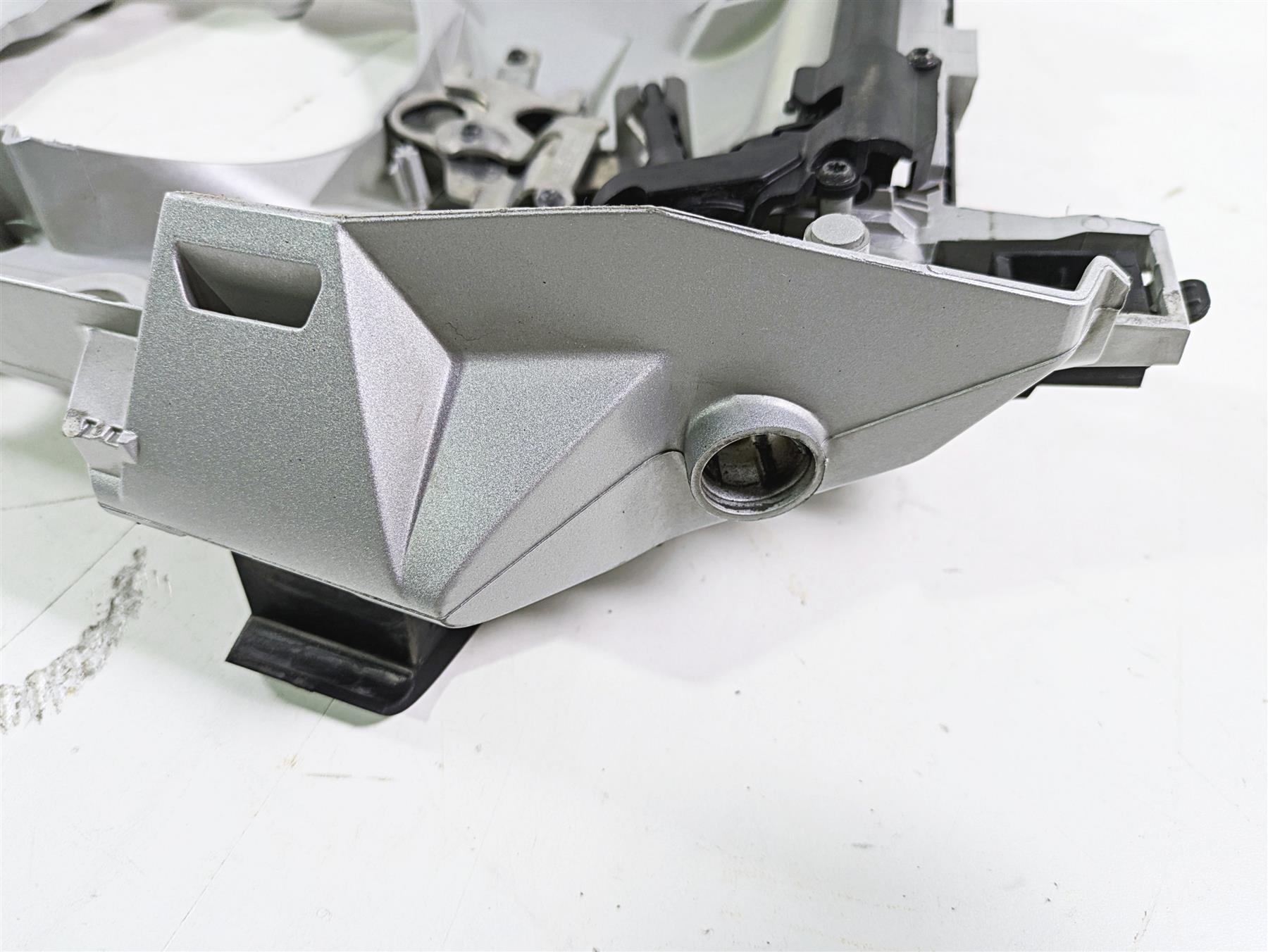 2016 BMW R1200GS GSW K50 Rear Carrier Luggage Rack 46628536970 {{ shop.shopifyCountryName }} - Mototech271