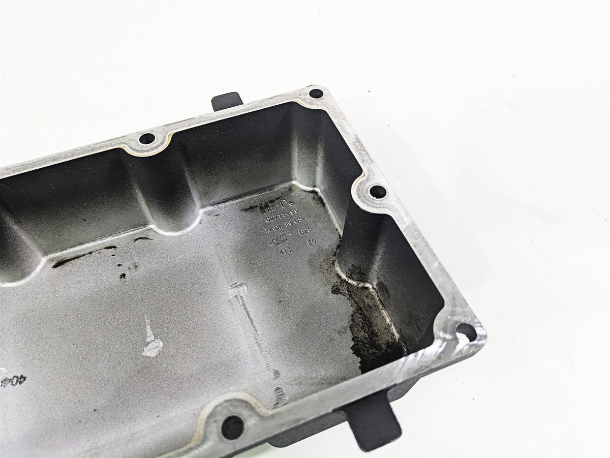 2005 Harley Touring FLHRI Road King Transmission Bottom Cover Oil Pan 62711-99 {{ shop.shopifyCountryName }} - Mototech271