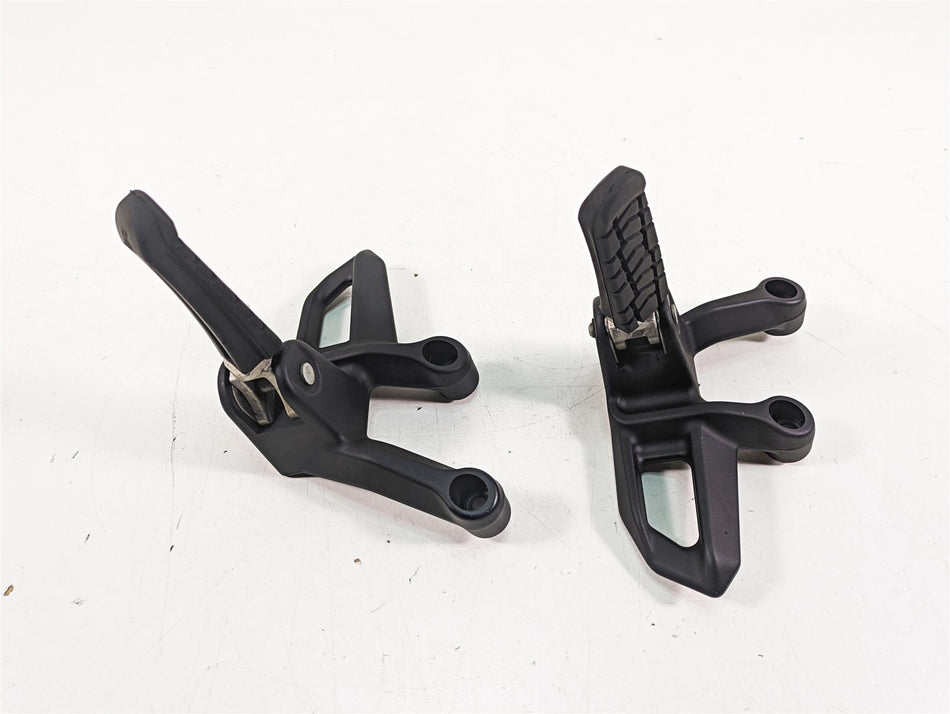 2020 KTM 1290 Super Adventure R Rear Passenger Footpeg Set 6030304800033S {{ shop.shopifyCountryName }} - Mototech271
