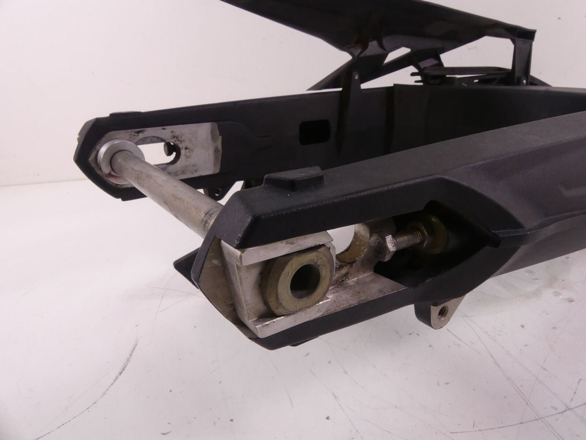 2014 Triumph Tiger 800 ABS Rear Suspension Swingarm Swing Arm + Axle T2052501 {{ shop.shopifyCountryName }} - Mototech271