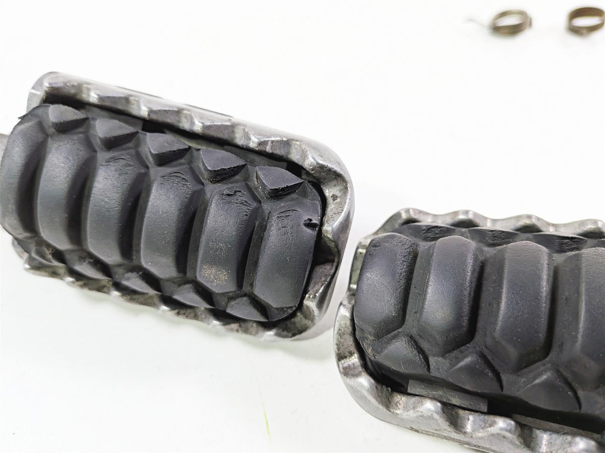 2012 Yamaha XT1200 Super Tenere Front Footpeg Foot Peg Set 23P-27451-00-00 {{ shop.shopifyCountryName }} - Mototech271