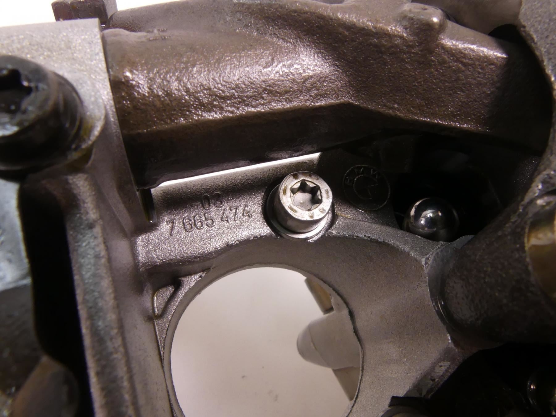 2008 BMW R1200GS K255 Adv Right Camshaft Bridge Supporting Bracket 11337717442 {{ shop.shopifyCountryName }} - Mototech271