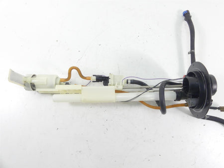 2012 Harley VRSCF Muscle Rod Fuel Gas Petrol Pump - Tested 75310-07 {{ shop.shopifyCountryName }} - Mototech271