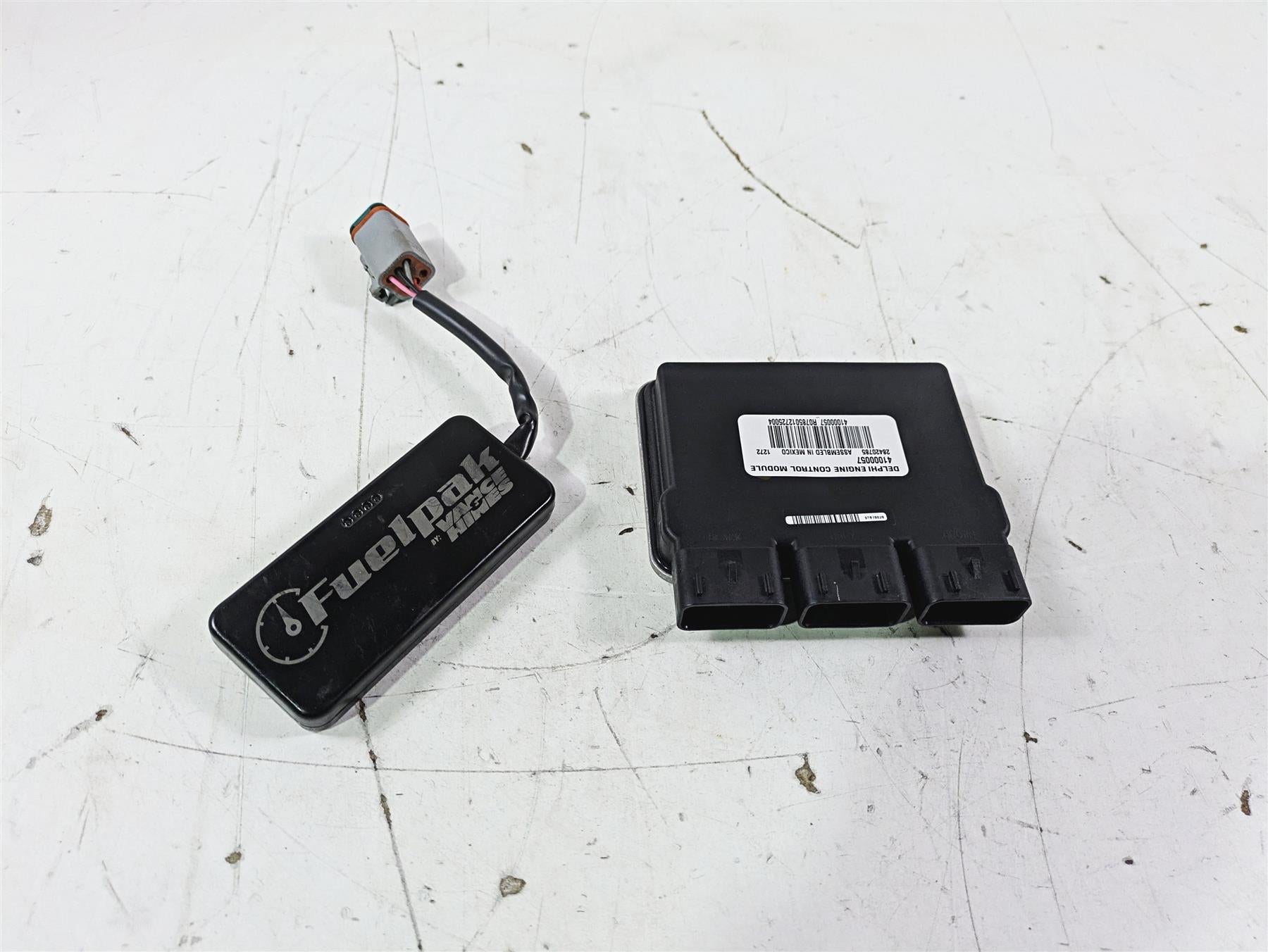 2016 Harley FLSTC Softail Heritage Cdi Ecu Ecm Engine Control Module With FP3 Vance & Hines Fuel Pack Unit 41000057 {{ shop.shopifyCountryName }} - Mototech271