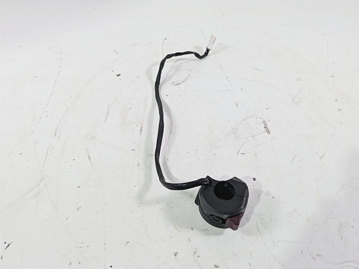 2018 Ducati Hypermotard 939 SP Right Hand Start Control Switch READ 65010122E {{ shop.shopifyCountryName }} - Mototech271