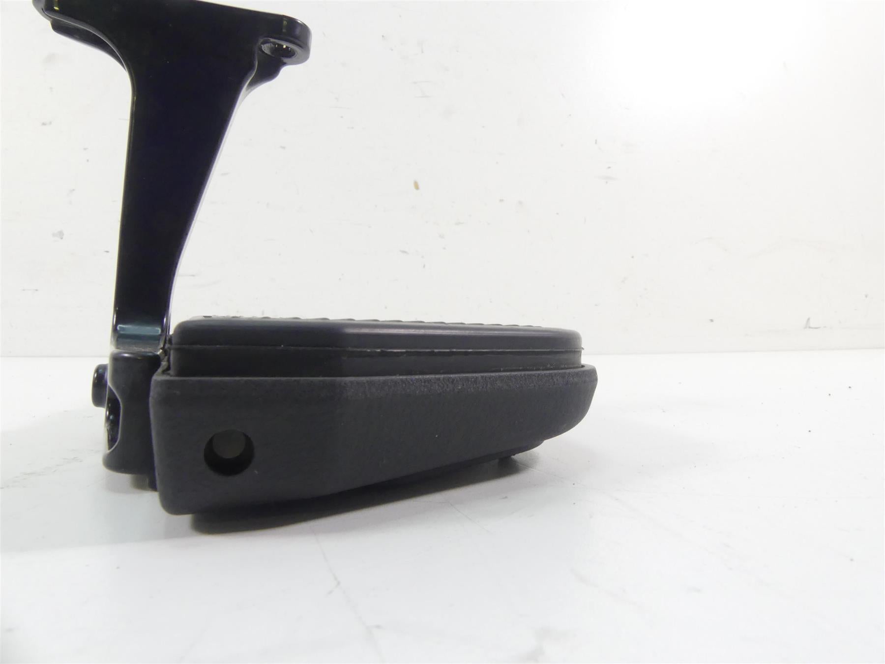 2014 Harley Touring FLHTK Electra Glide Rear Passenger Floor Board 52719-10 {{ shop.shopifyCountryName }} - Mototech271