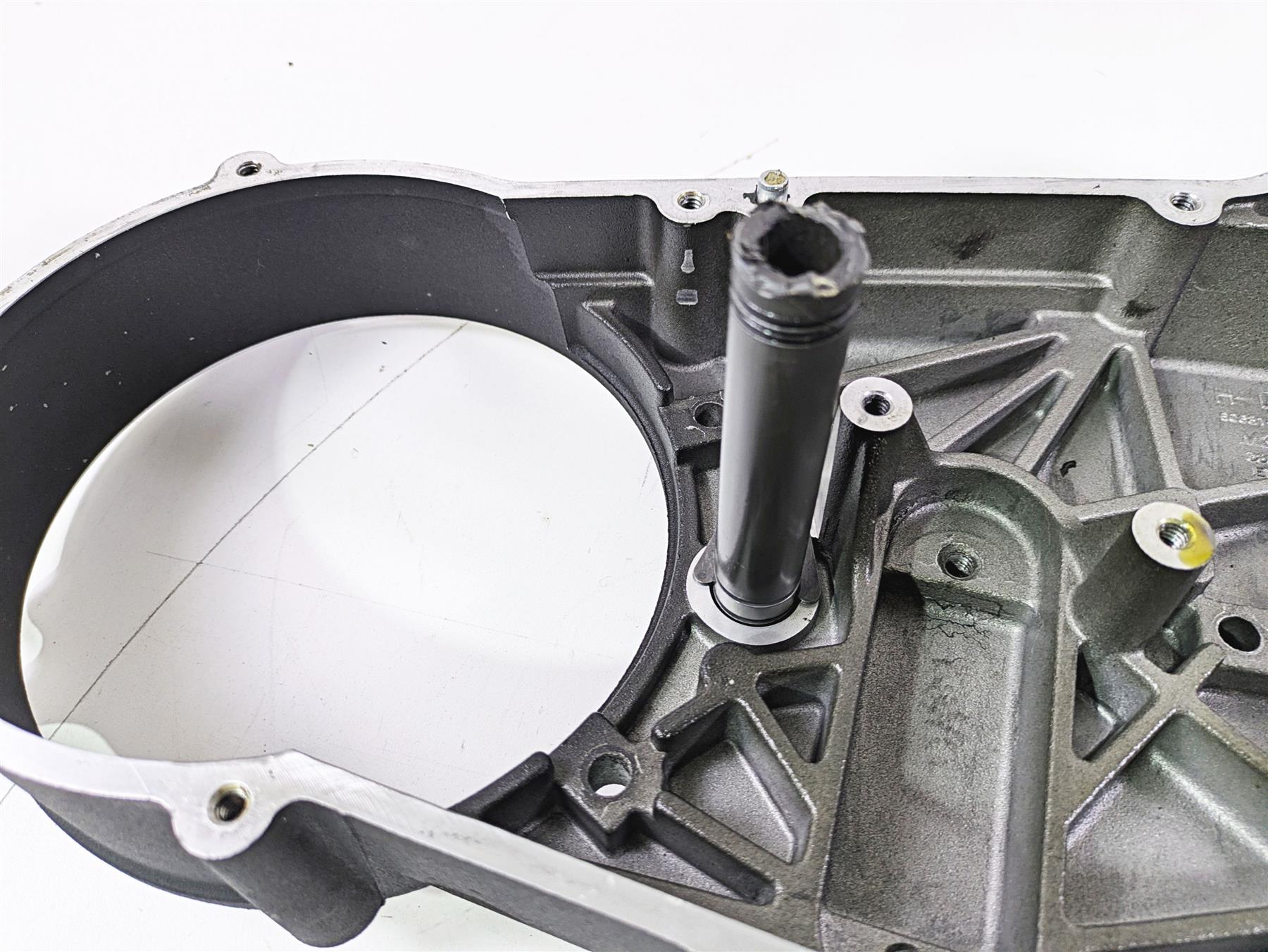 2002 Harley Dyna FXDL Low Rider Inner Primary Drive Clutch Cover Mid 60681-01 {{ shop.shopifyCountryName }} - Mototech271