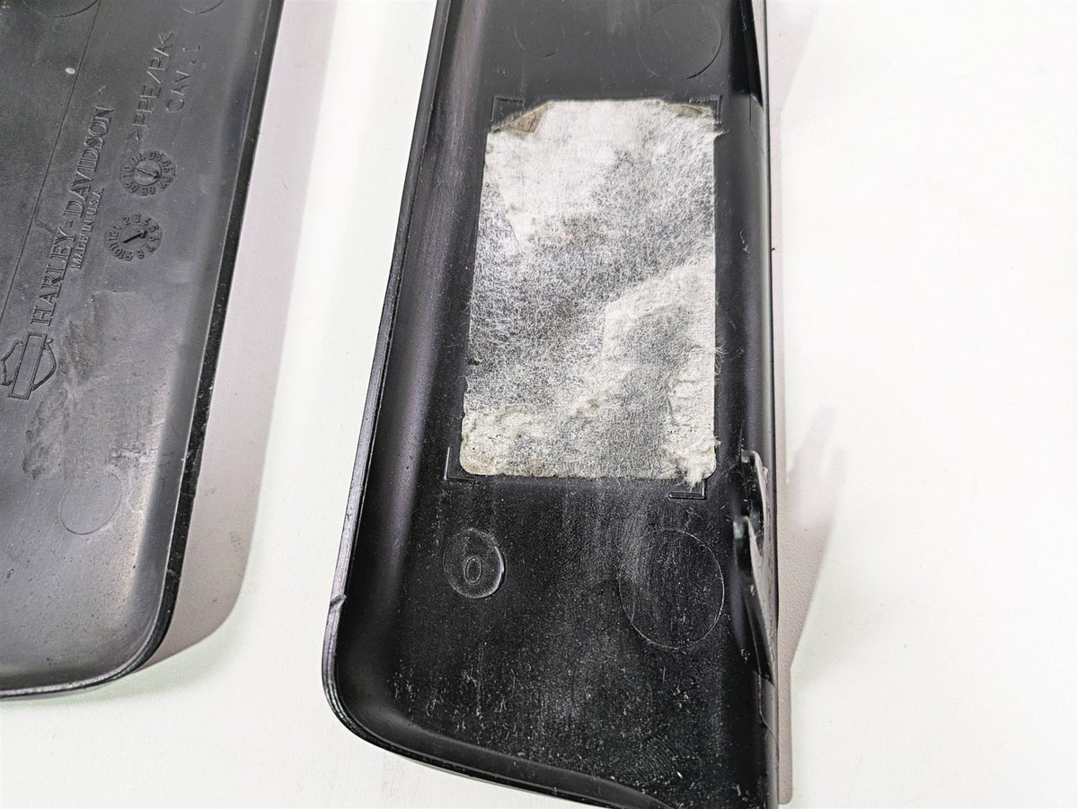 2007 Harley Touring FLHRSE CVO Road King Rear Fairing Wing Filler Set 91628-07 {{ shop.shopifyCountryName }} - Mototech271