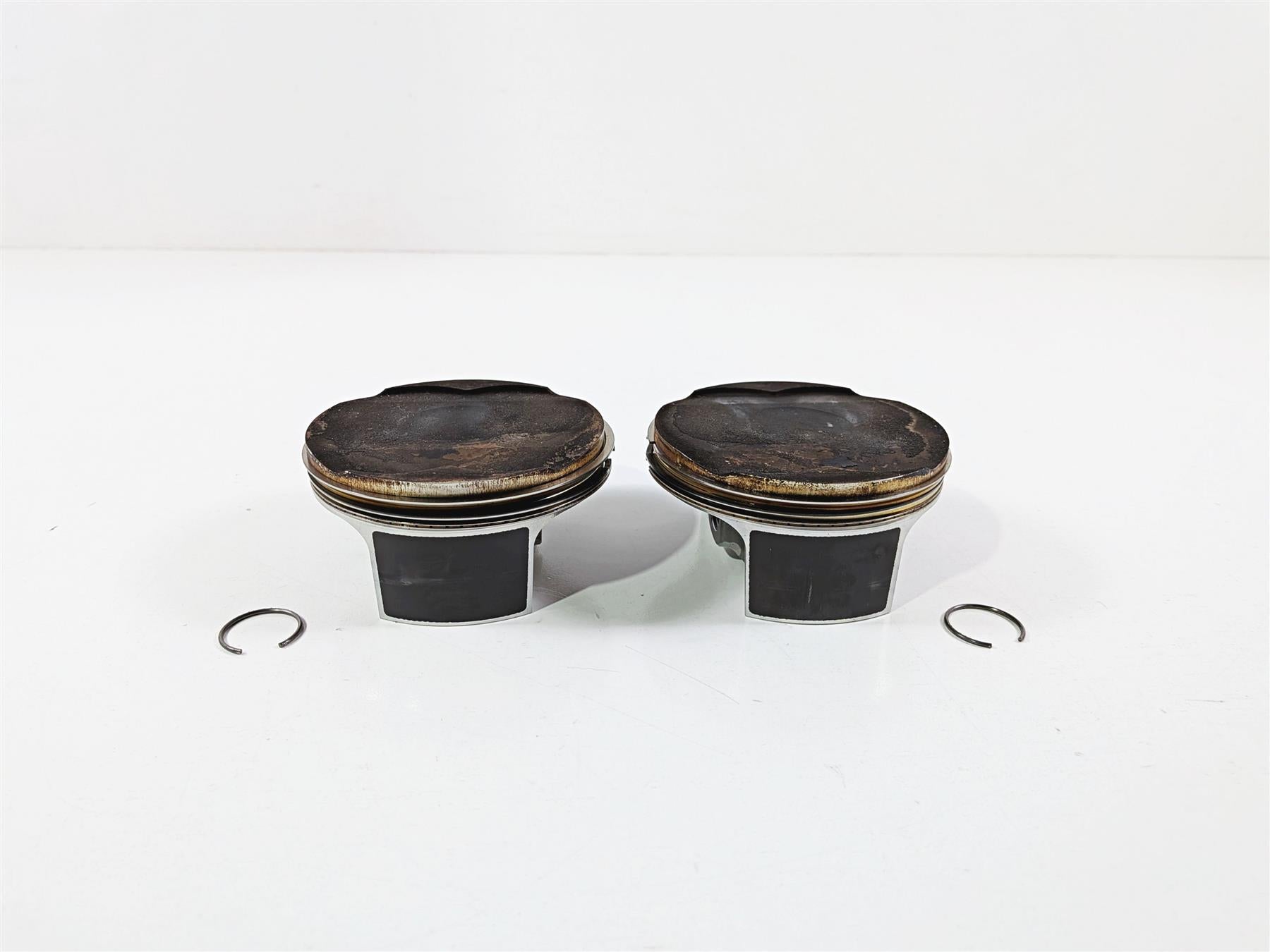 2019 BMW R1250GS K50 Left & Right Piston Set 7K Only 11258565633 {{ shop.shopifyCountryName }} - Mototech271