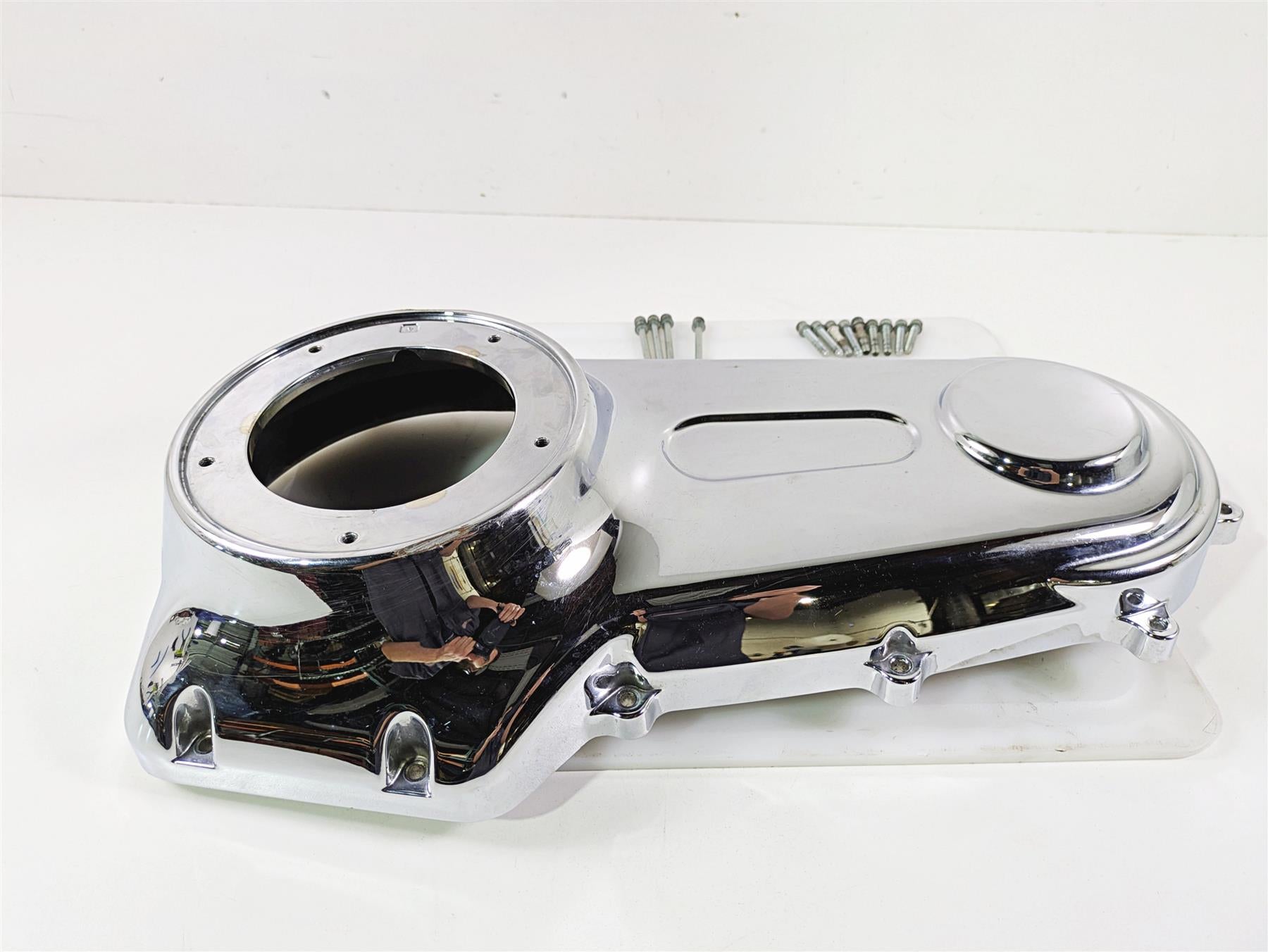 2008 Harley FXCWC Softail Rocker Outer Primary Drive Clutch Cover 60784-06 {{ shop.shopifyCountryName }} - Mototech271