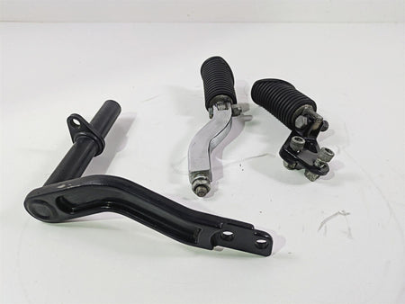 1999 Harley Dyna FXDL Low Rider Passenger Footpeg Set + Mount 49165-90 52740-94A {{ shop.shopifyCountryName }} - Mototech271
