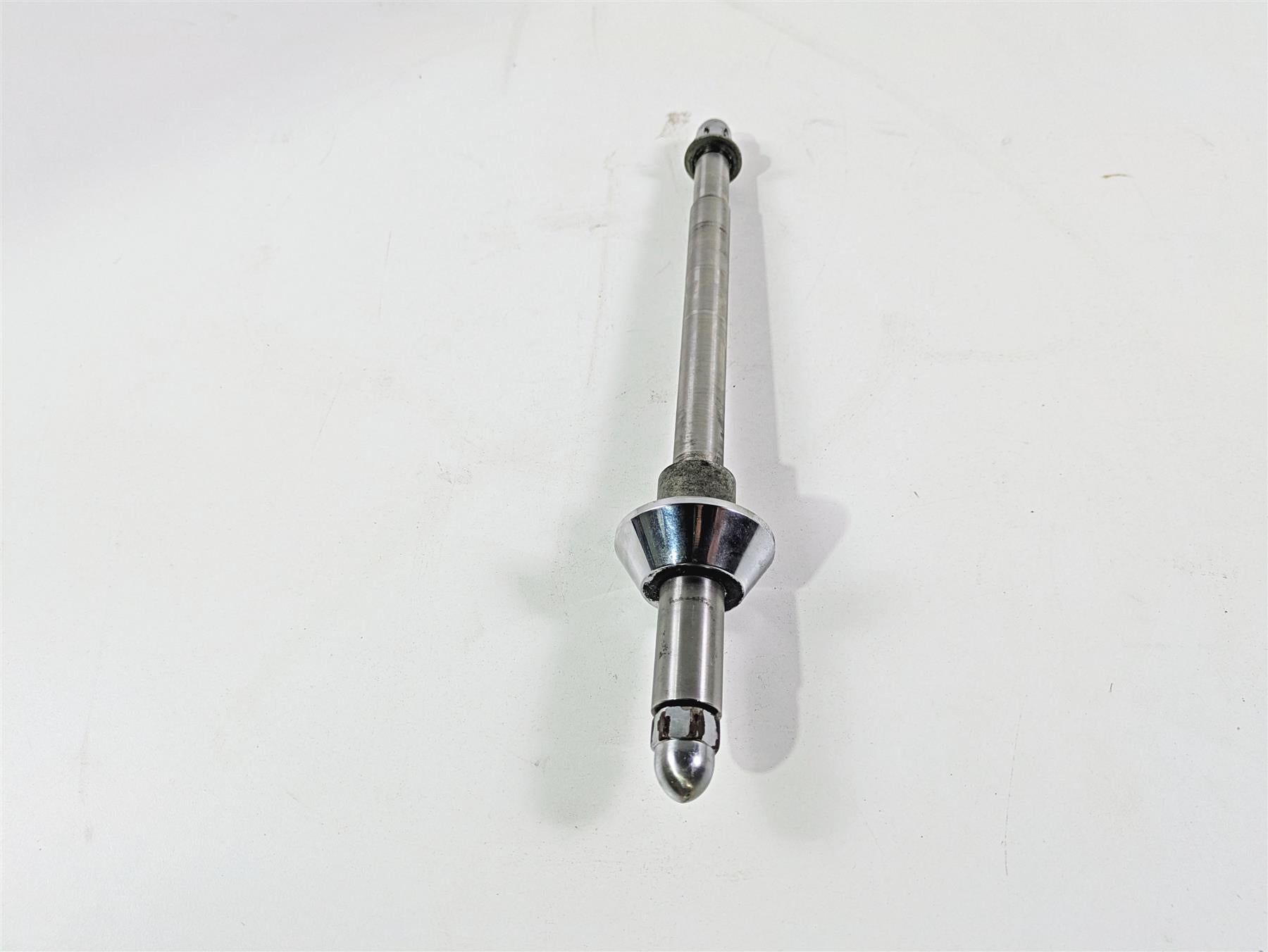 2004 Harley Softail FXSTDI Deuce Front Axle Wheel Spindle 3/4" 43354-00 {{ shop.shopifyCountryName }} - Mototech271