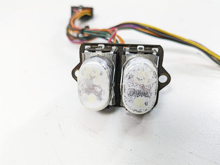 2005 Harley Touring FLHTCUI Electra Glide Auxiliary Switch Set 70271-98 {{ shop.shopifyCountryName }} - Mototech271