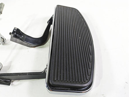 2020 Harley Touring FLHT Electra Glide Left Rider Floor Board & Shifter 50621-06 {{ shop.shopifyCountryName }} - Mototech271