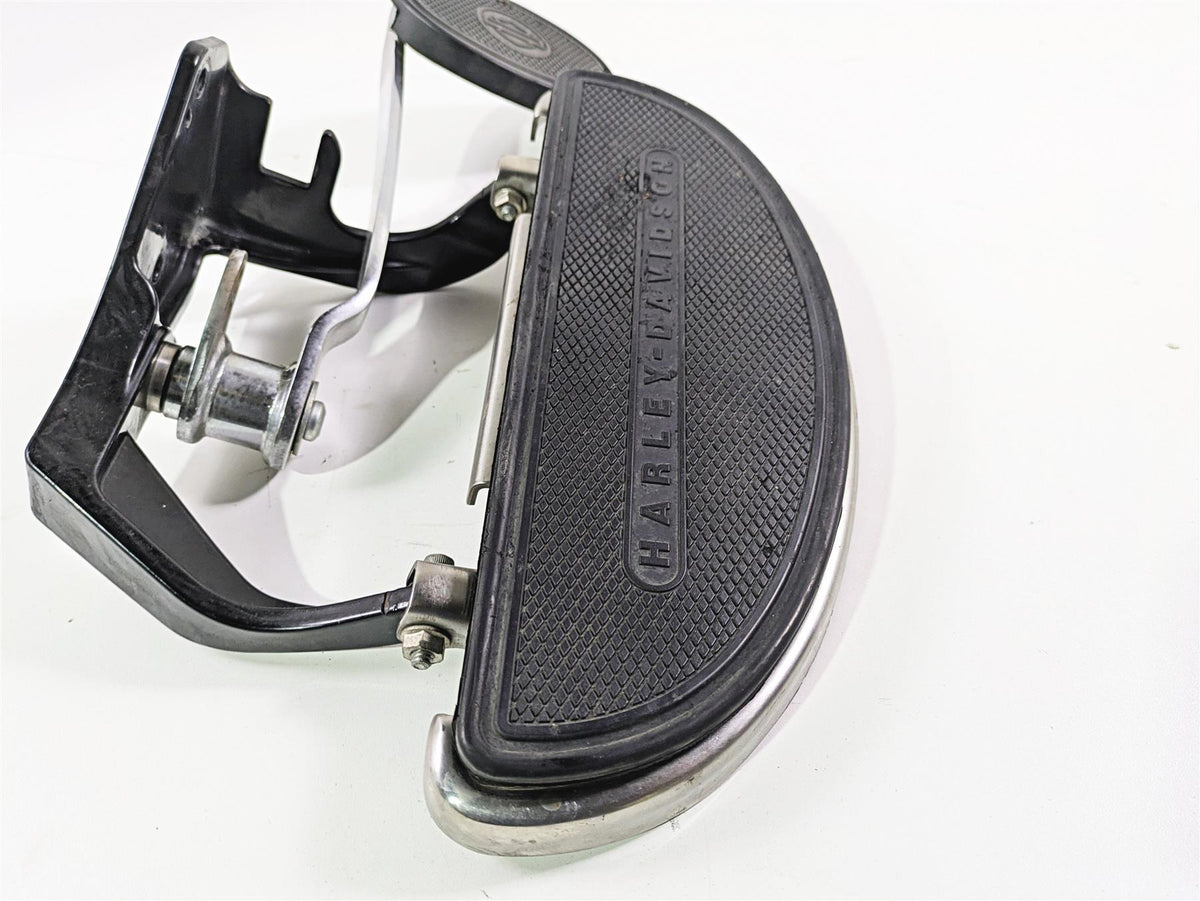 2017 Harley Softail Heritage Classic FLSTC Right Front Floorboard & Set 42431-11 {{ shop.shopifyCountryName }} - Mototech271