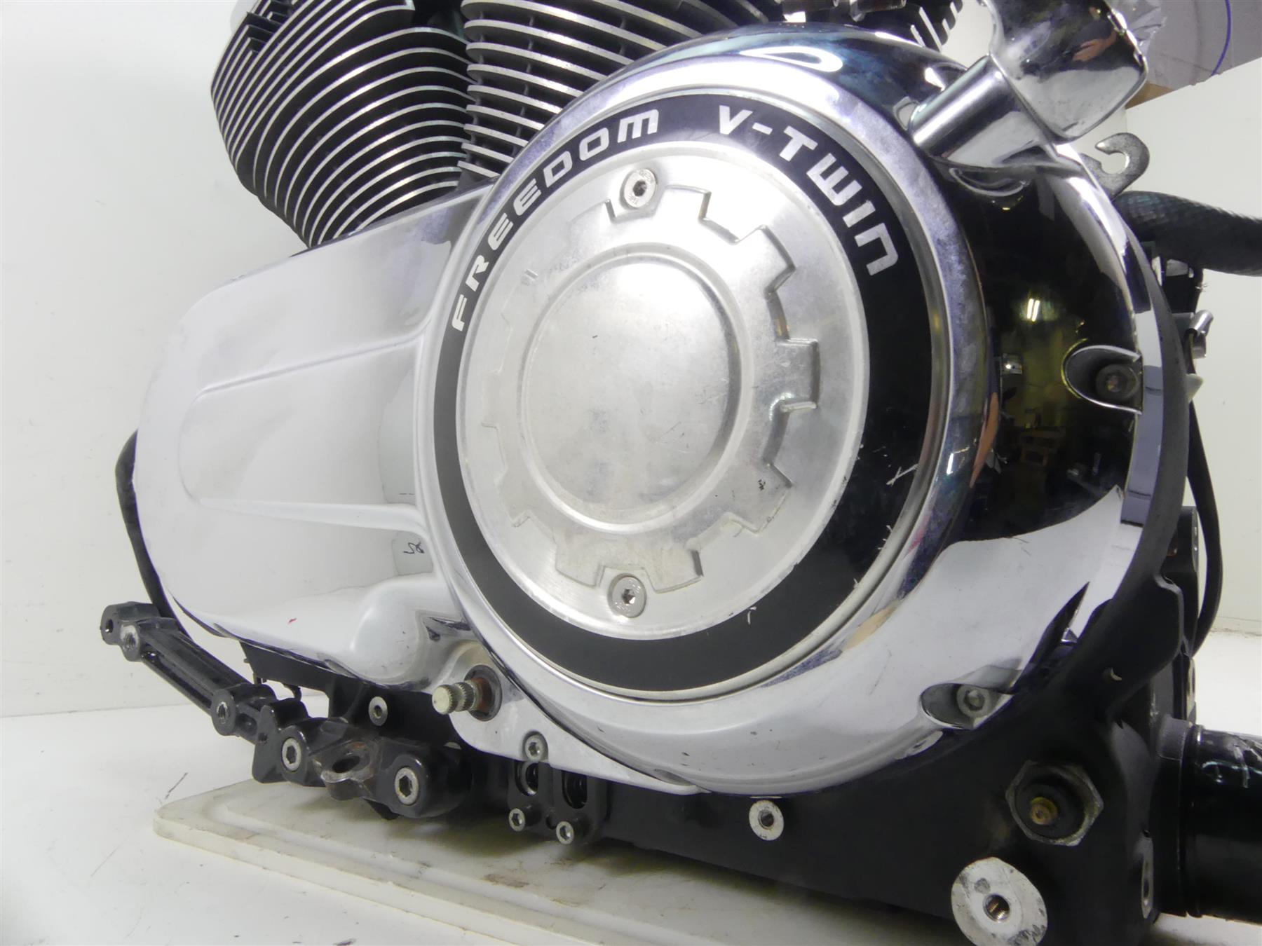 2011 Victory Vision Tour Running 106ci Engine Motor 15K - Video 1204760 {{ shop.shopifyCountryName }} - Mototech271
