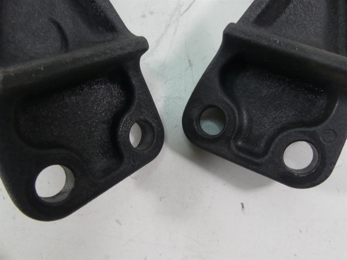 2015 Harley FXDF Dyna Fat Bob Rear Footpeg Foot Rest Set 49224-06A 49230-06 {{ shop.shopifyCountryName }} - Mototech271