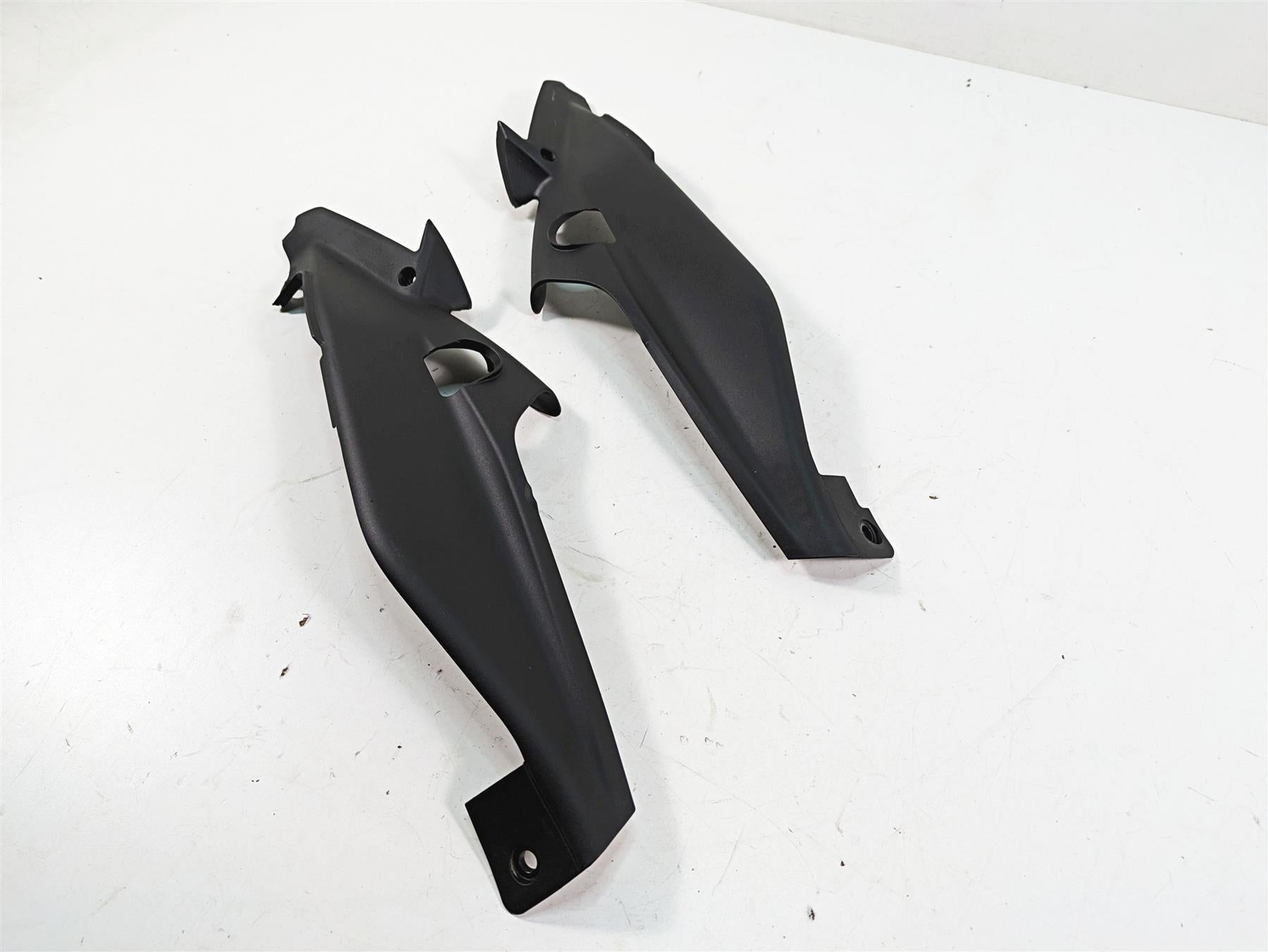 2020 Ducati Hypermotard 950 SP Tail Side Lower Frame Cover Fairing Set 48019721B {{ shop.shopifyCountryName }} - Mototech271