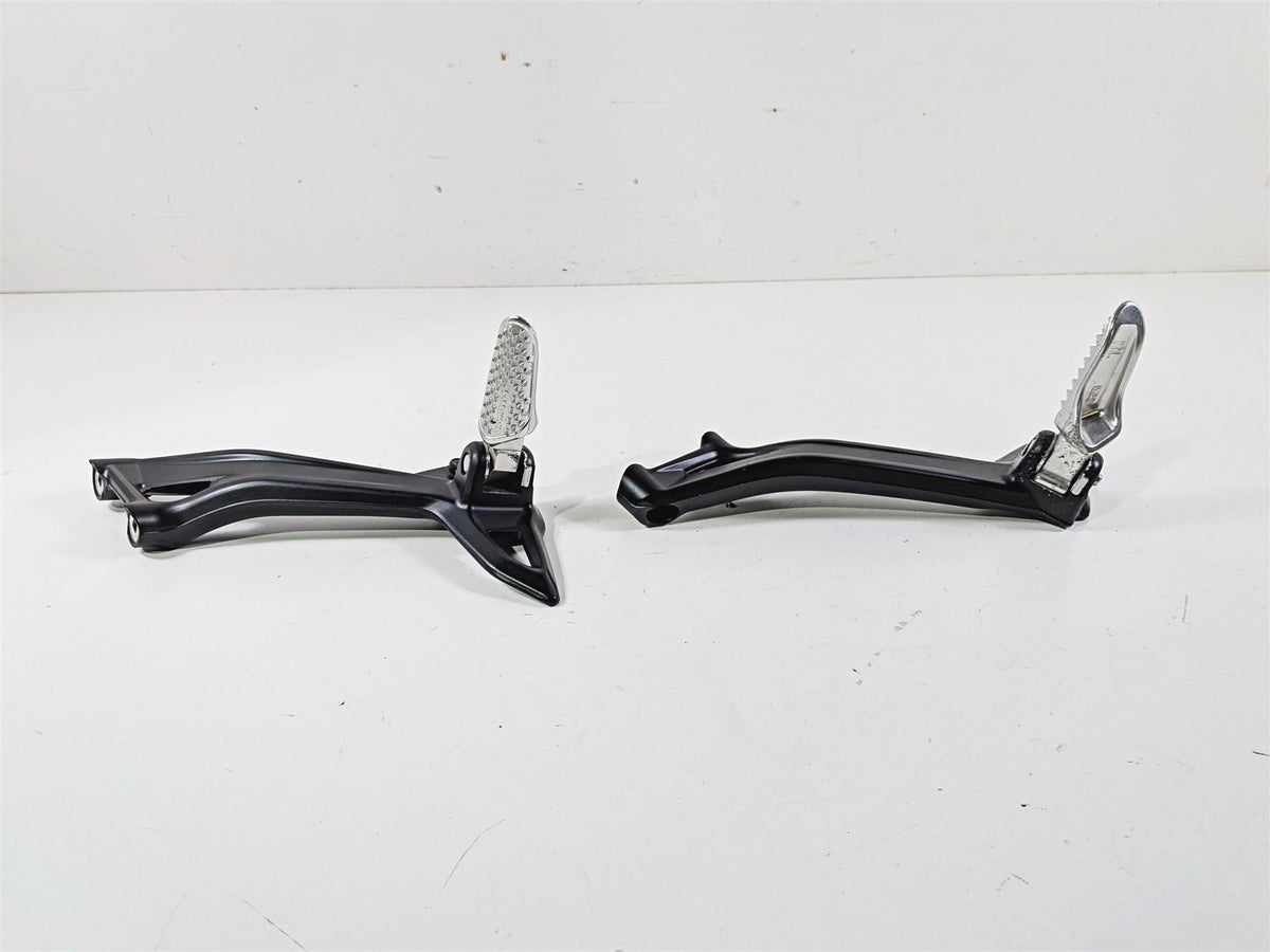 2025 CFMoto 450 SS Left Right Rear Passenger Footpegs 6AQV-140200-1001-0D300 {{ shop.shopifyCountryName }} - Mototech271