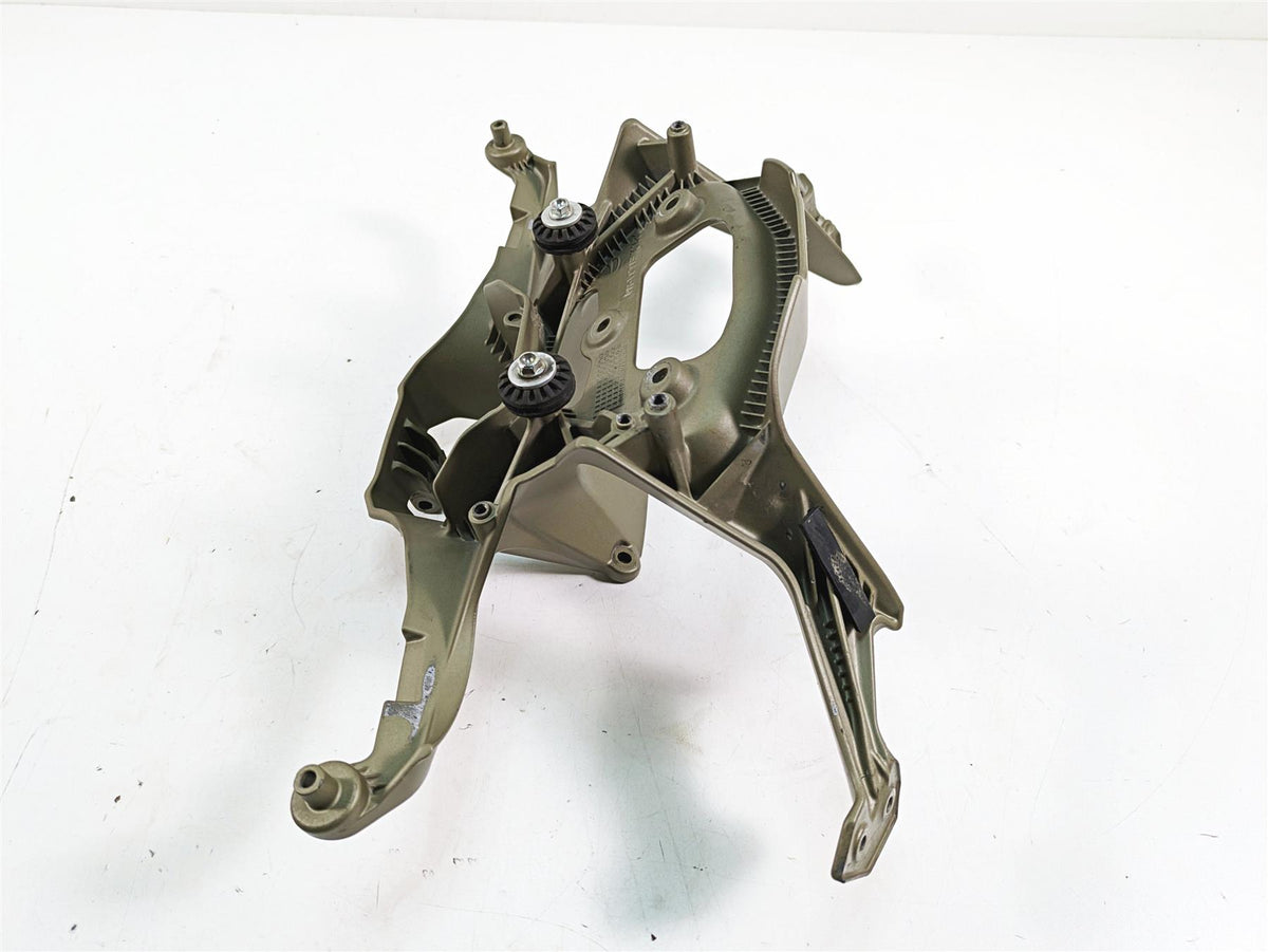 2016 Ducati Panigale 1299 S Oem Magnesium Front Stay Holder Carrier 8291E182AA {{ shop.shopifyCountryName }} - Mototech271