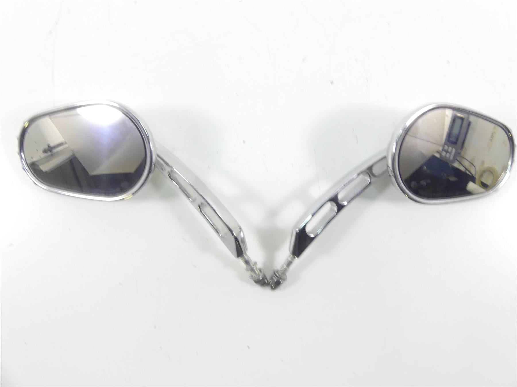 2009 Harley FLHTCU SE4 CVO E-Glide Rear View Mirror Set 92341-09A 92342-09A {{ shop.shopifyCountryName }} - Mototech271