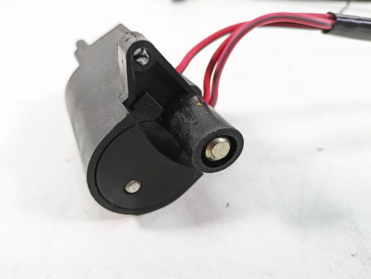 1999 Harley Touring FLHTC Electra Glide Ignition Switch For Parts 71640-99 {{ shop.shopifyCountryName }} - Mototech271