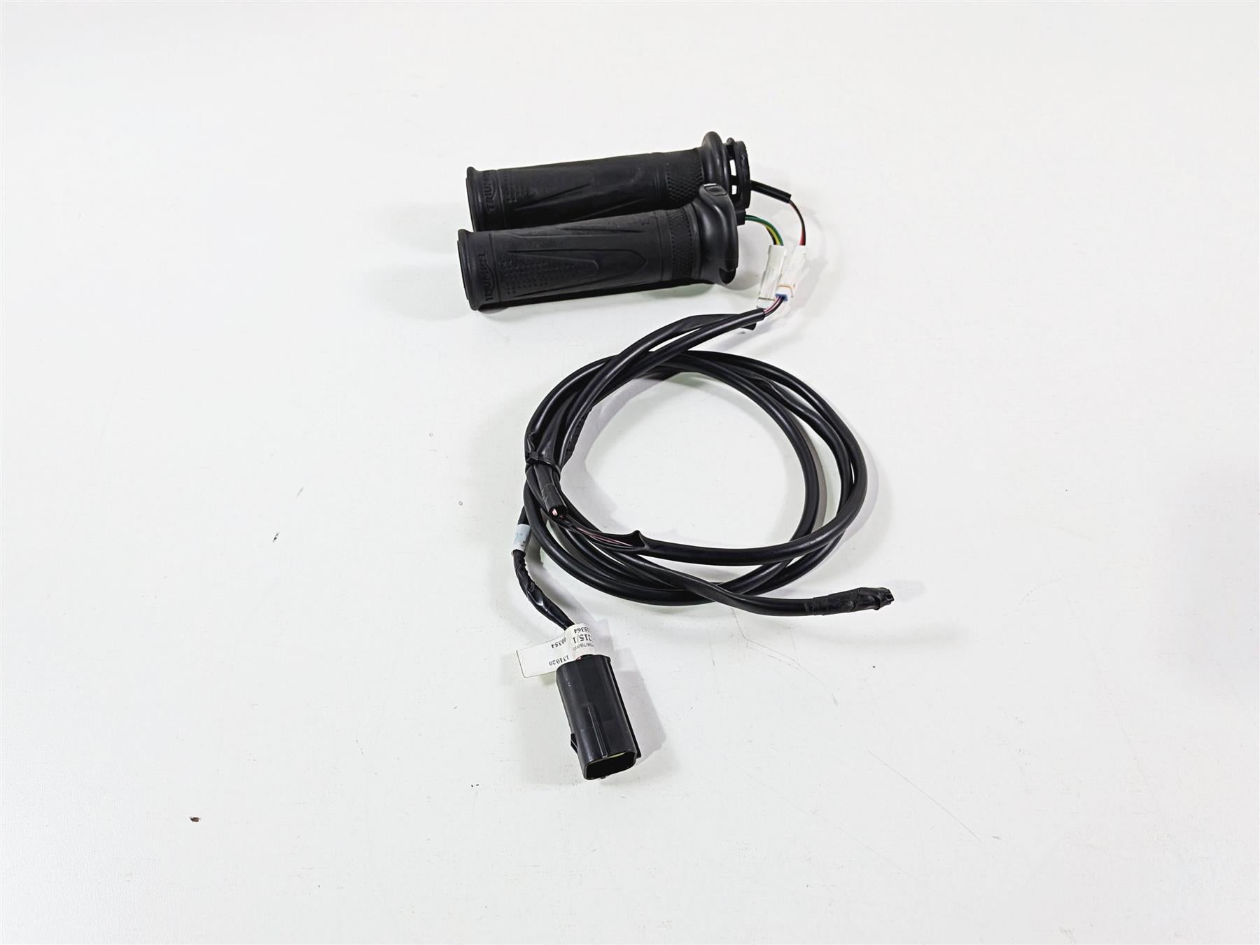 2022 Triumph Tiger 900 GT Pro Left Right Heated Hand Grip Heater Set T2042078 {{ shop.shopifyCountryName }} - Mototech271