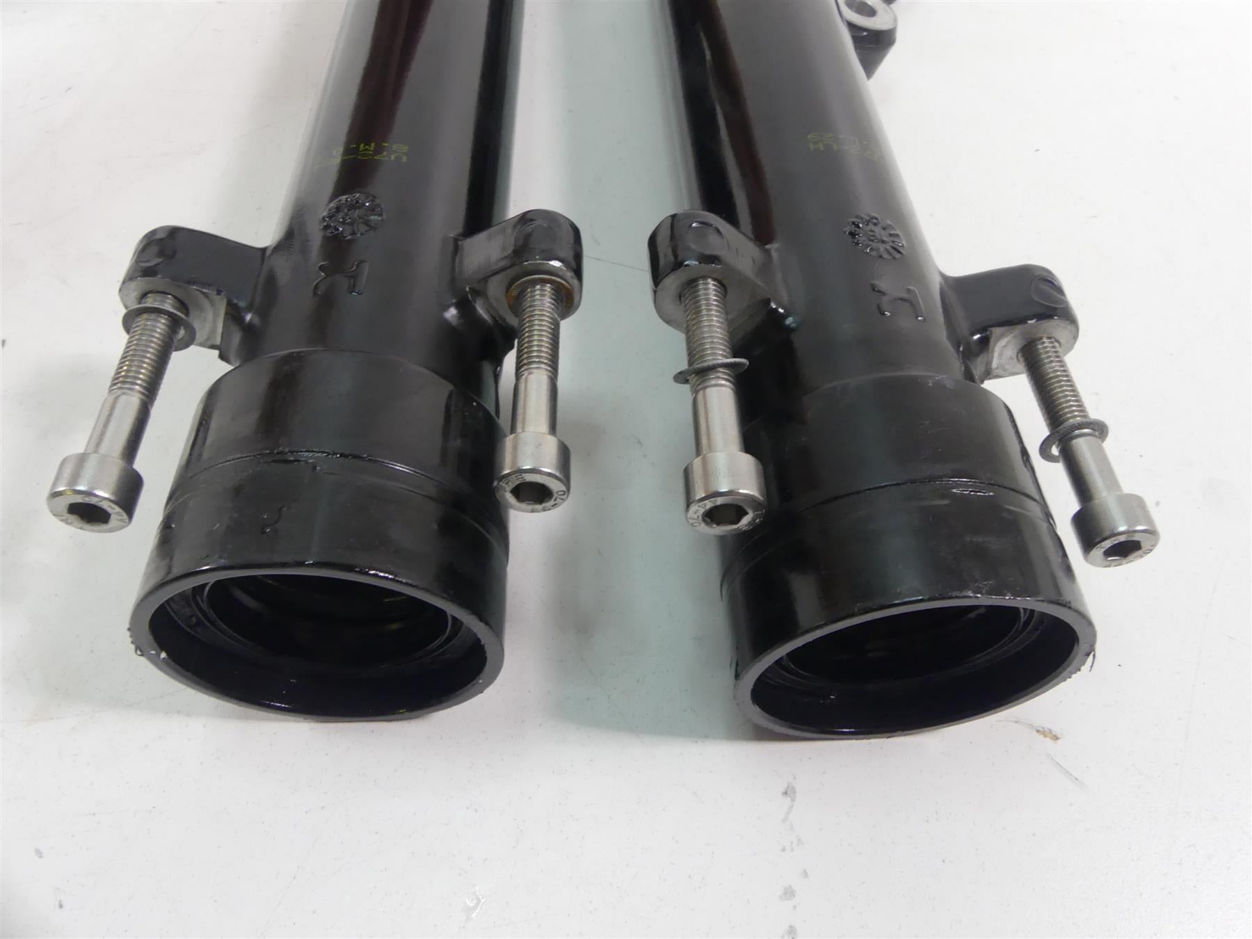 2019 Moto Guzzi V7 III Stone 750 Fork Lowers Fork Tube Cover Slider Set 2R000109 {{ shop.shopifyCountryName }} - Mototech271